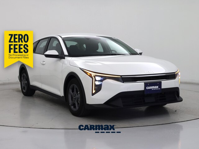 White 2025 Kia K4 Sedan Front-Wheel Drive Automatic