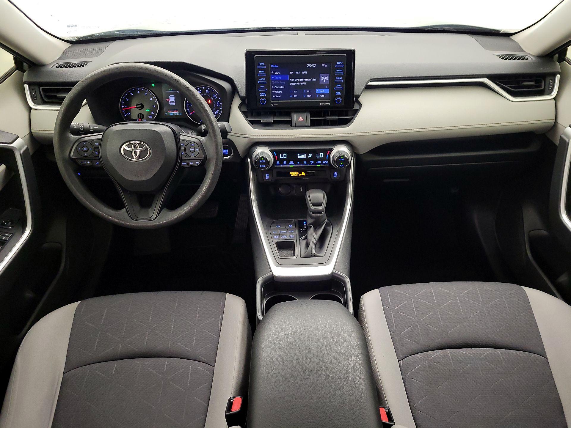 Thumbnail: 2020 Toyota RAV4 - 9