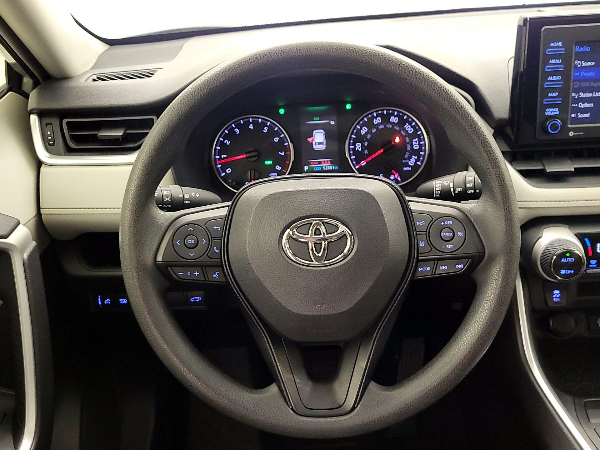 Thumbnail: 2020 Toyota RAV4 - 10