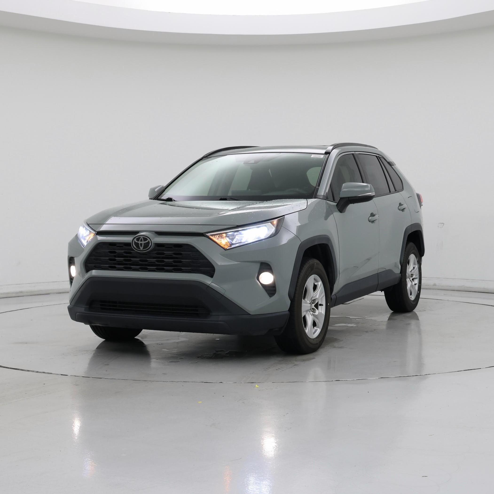 Thumbnail: 2020 Toyota RAV4 - 4