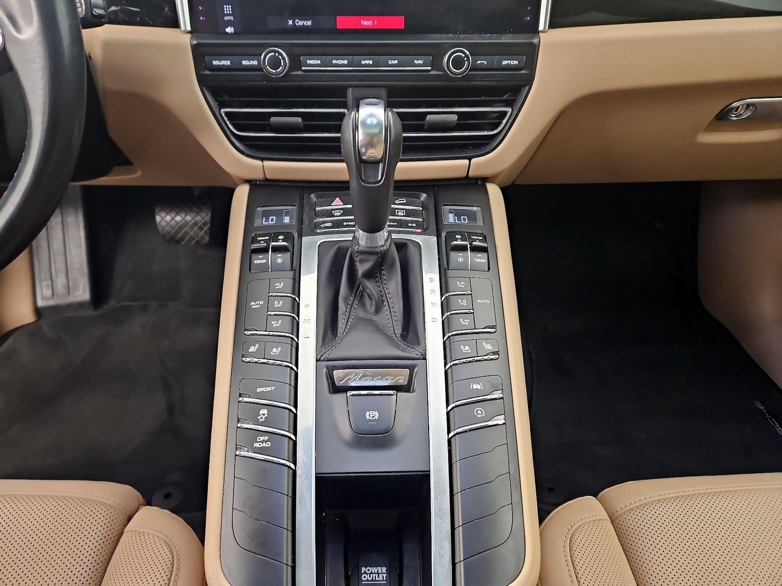 2019 Porsche Macan Base - Photo 19