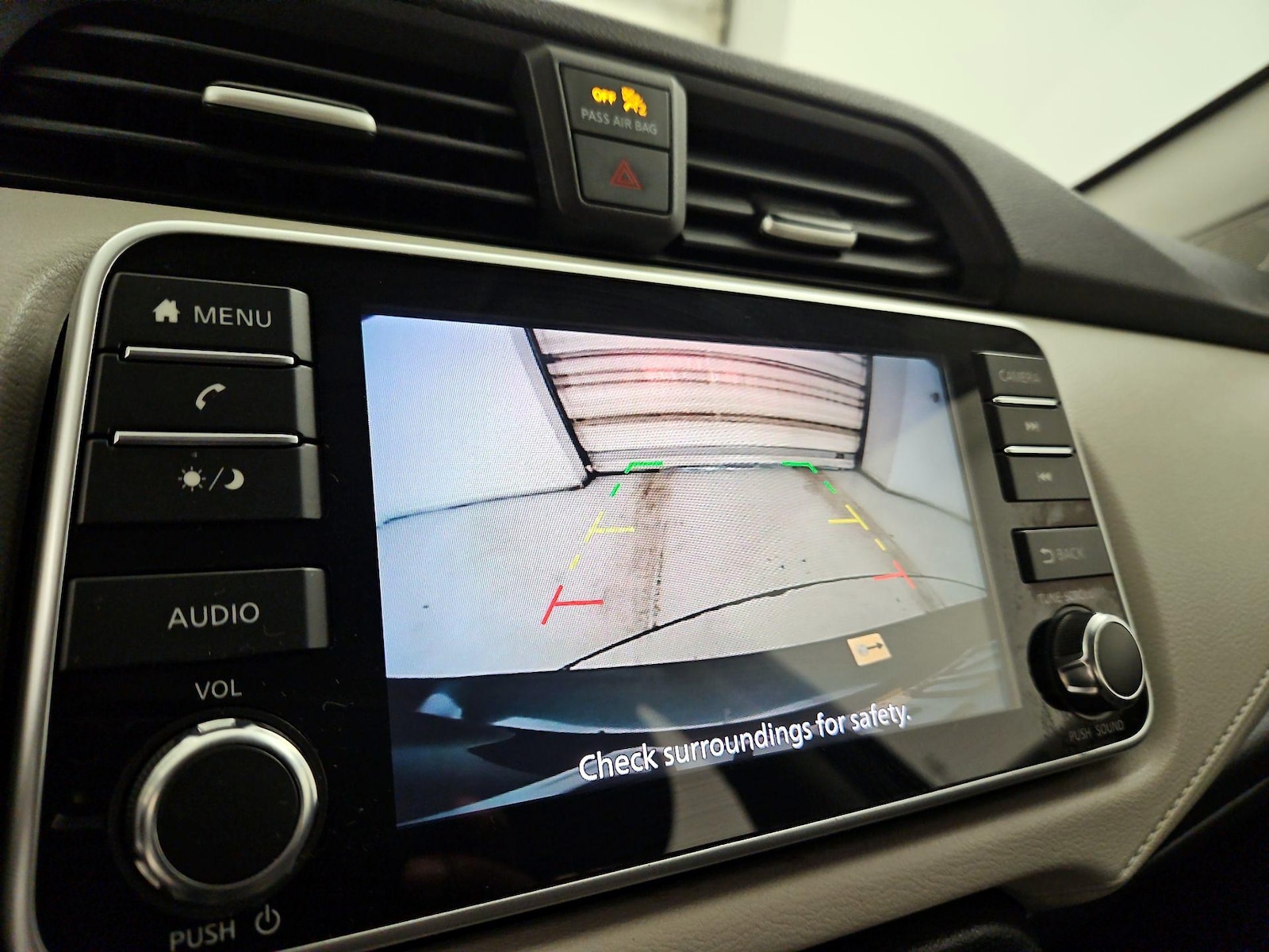 2021 Nissan Versa Sedan SV - Photo 14
