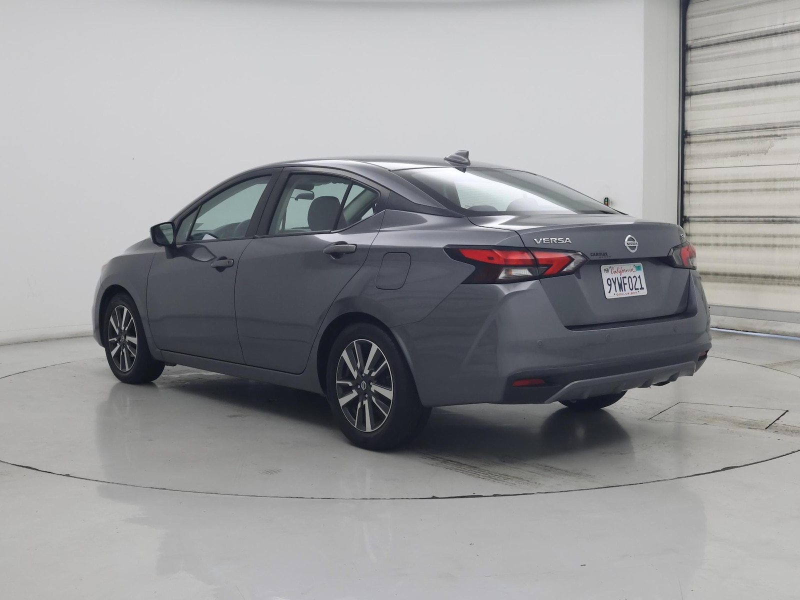 2021 Nissan Versa Sedan SV - Photo 3