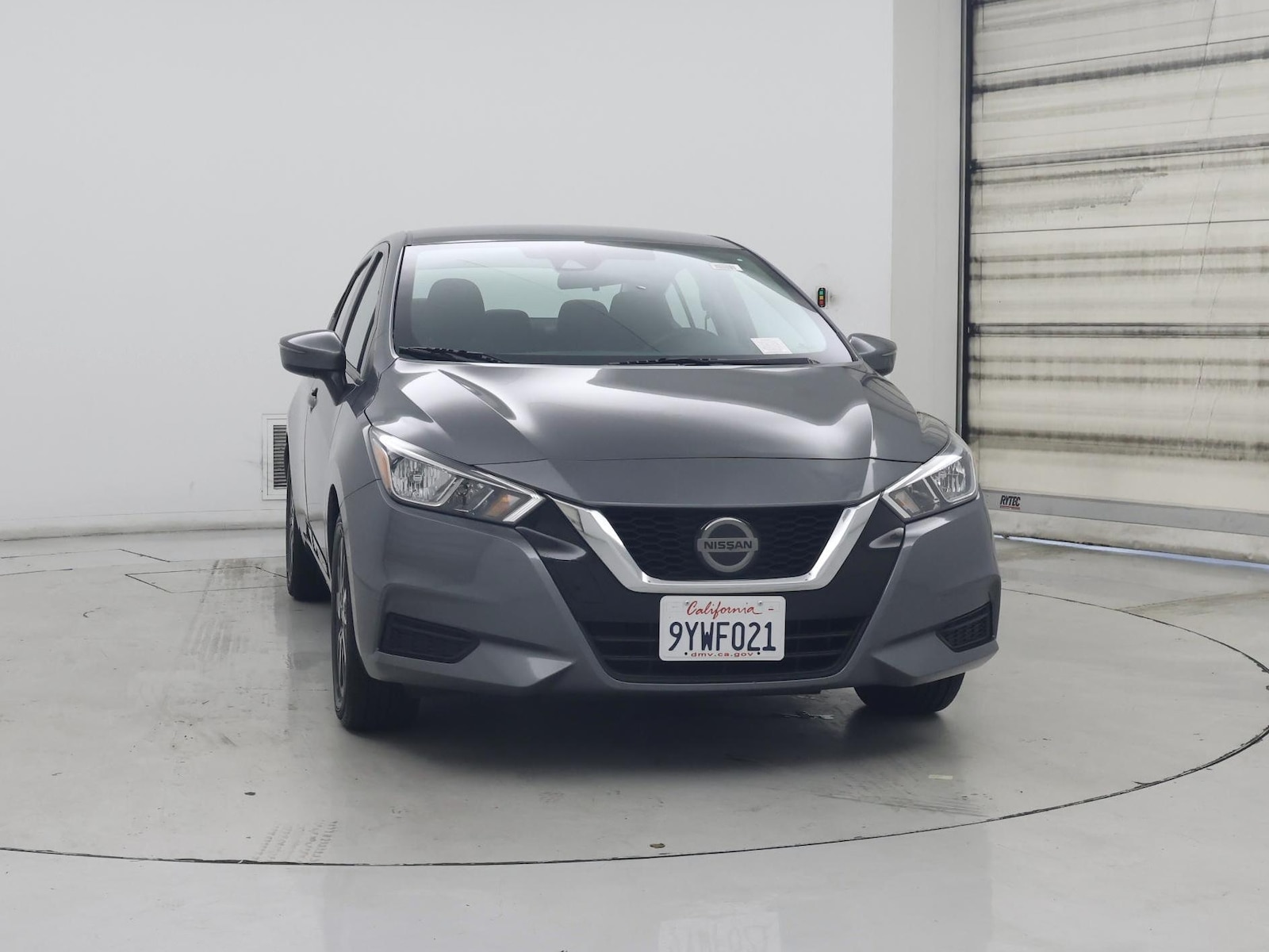 2021 Nissan Versa Sedan SV - Photo 6