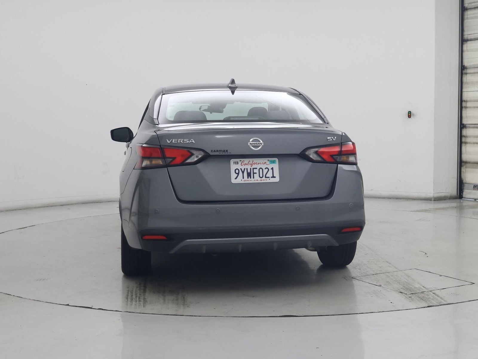 2021 Nissan Versa Sedan SV - Photo 7