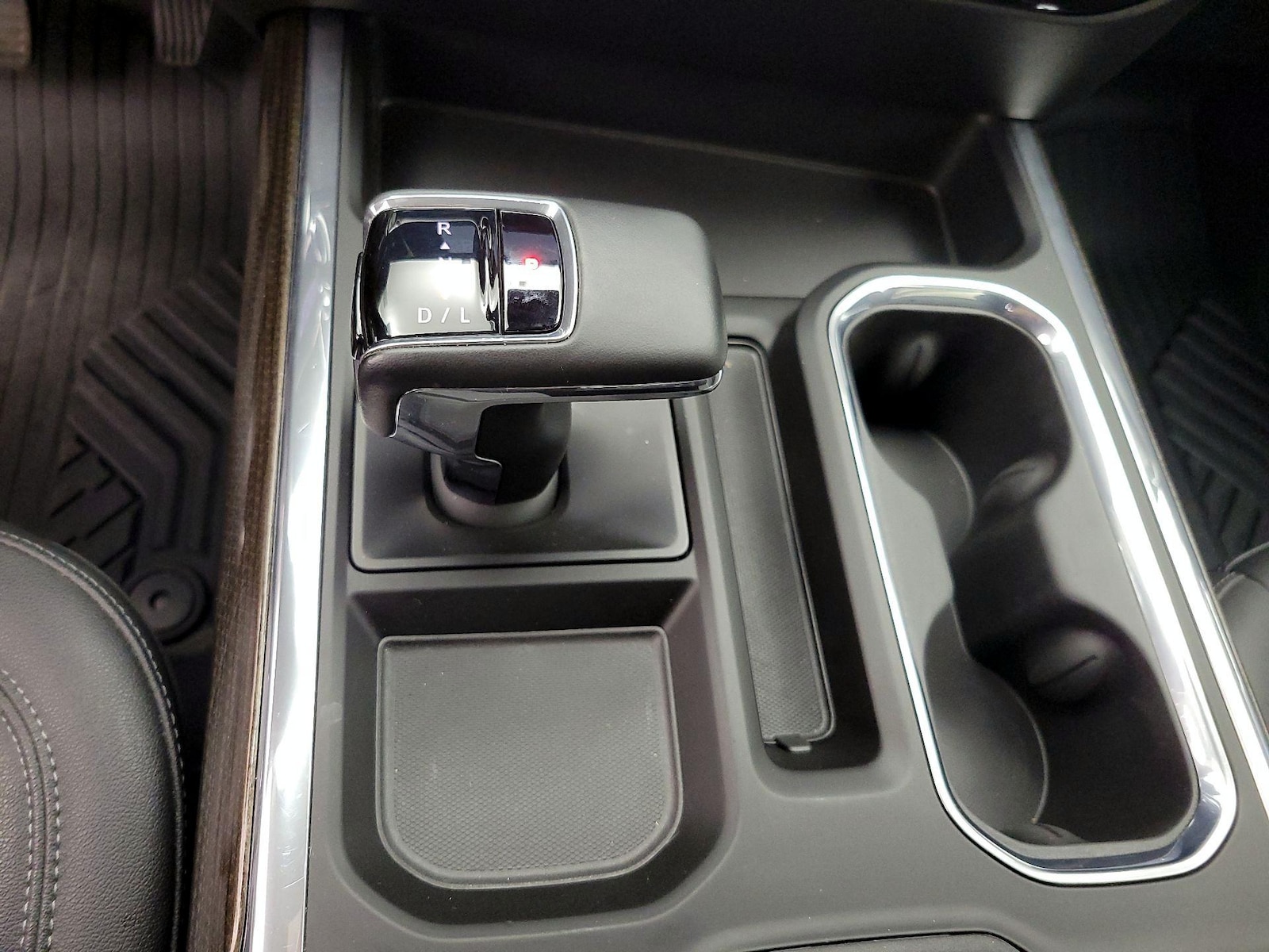 2024 Chevrolet Silverado 1500 RST - Photo 18