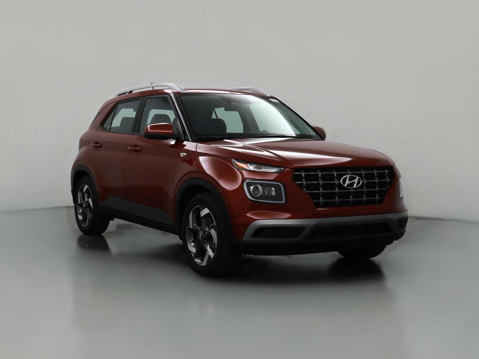 2024 Hyundai Venue Limited - Photo 1