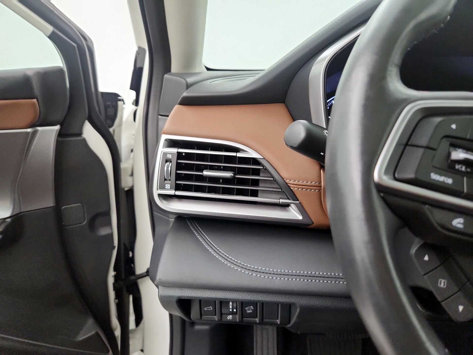 Thumbnail: 2022 Subaru Outback - 11