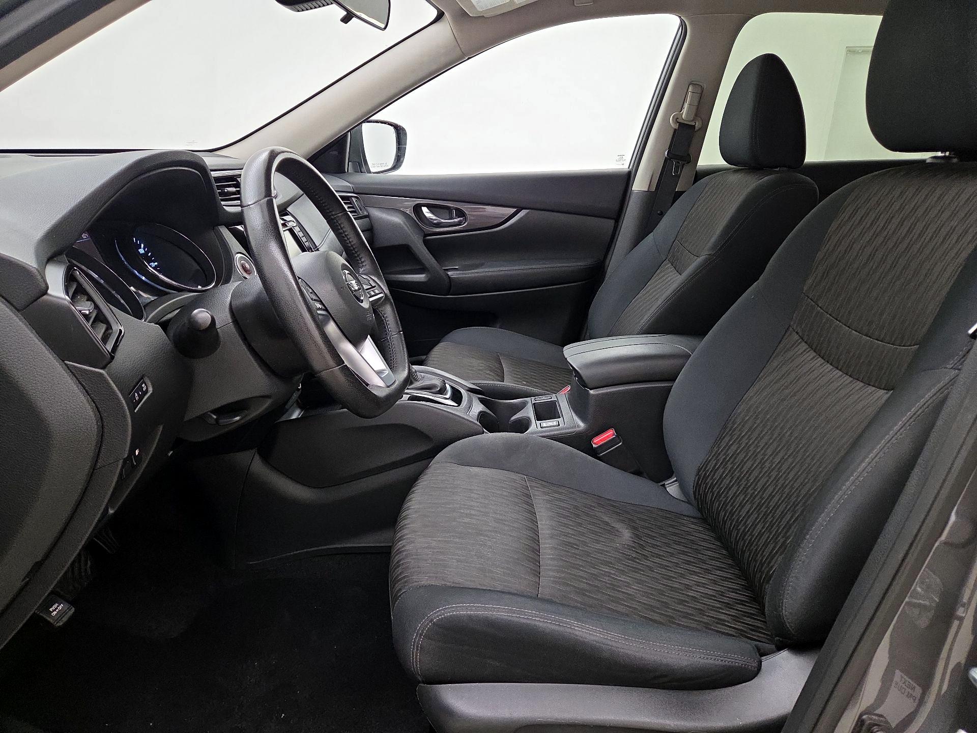 Thumbnail: 2019 Nissan Rogue - 11