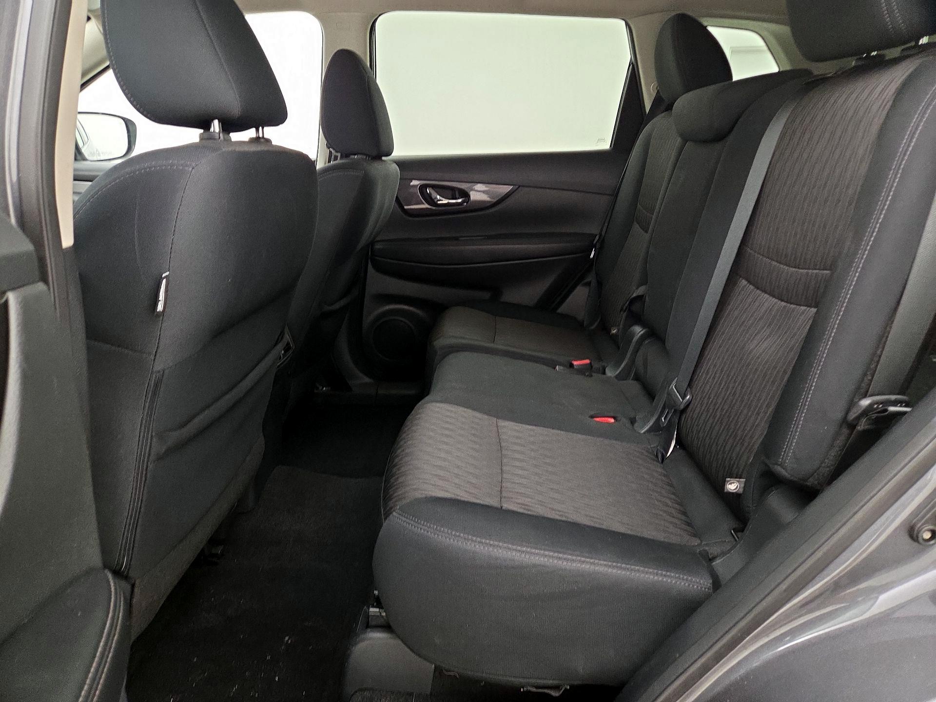 Thumbnail: 2019 Nissan Rogue - 19