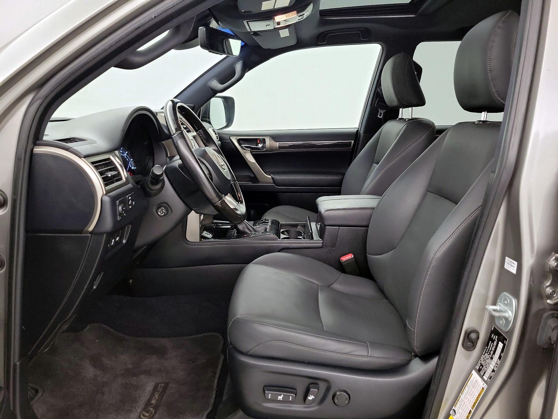 Thumbnail: 2020 Lexus GX - 11