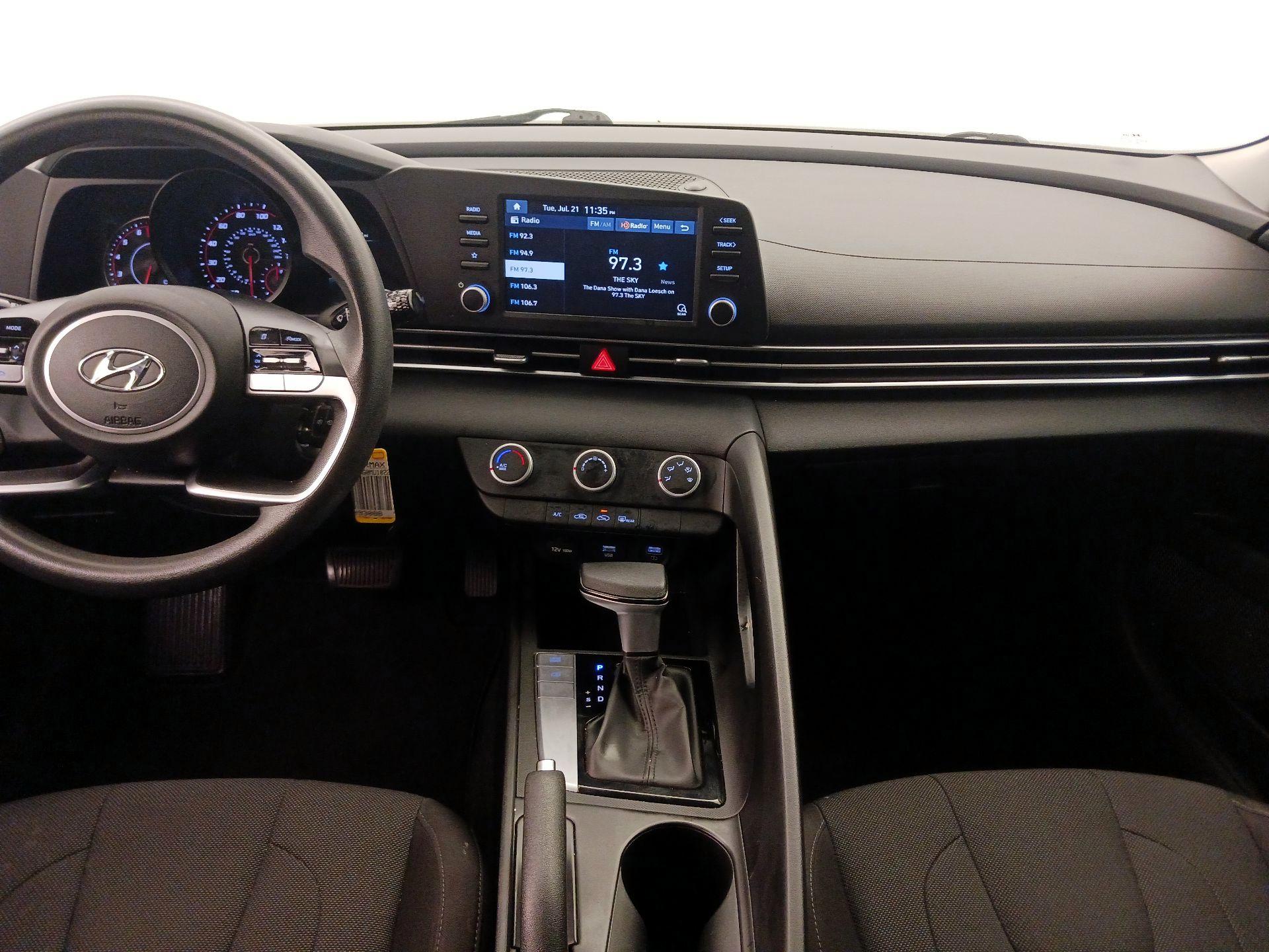 Thumbnail: 2021 Hyundai Elantra - 9