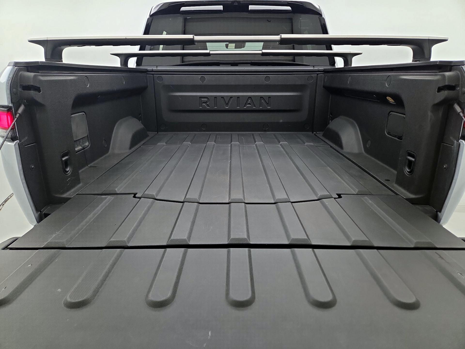 Thumbnail: 2022 Rivian R1T - 20