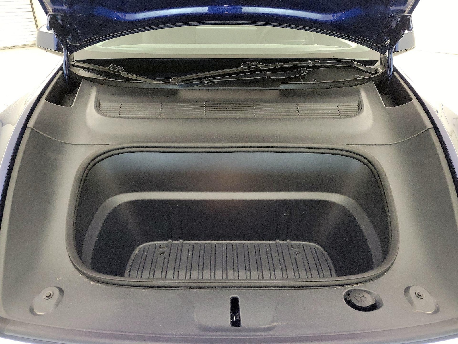 2026 Tesla Model Y Long Range - Photo 21