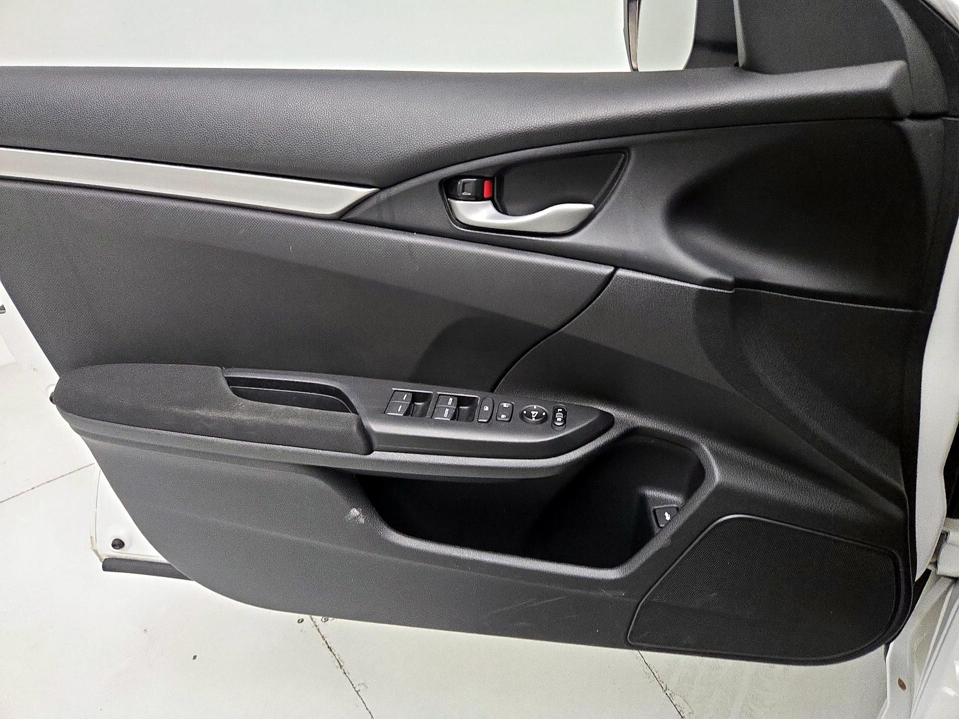 Thumbnail: 2020 Honda Civic - 12