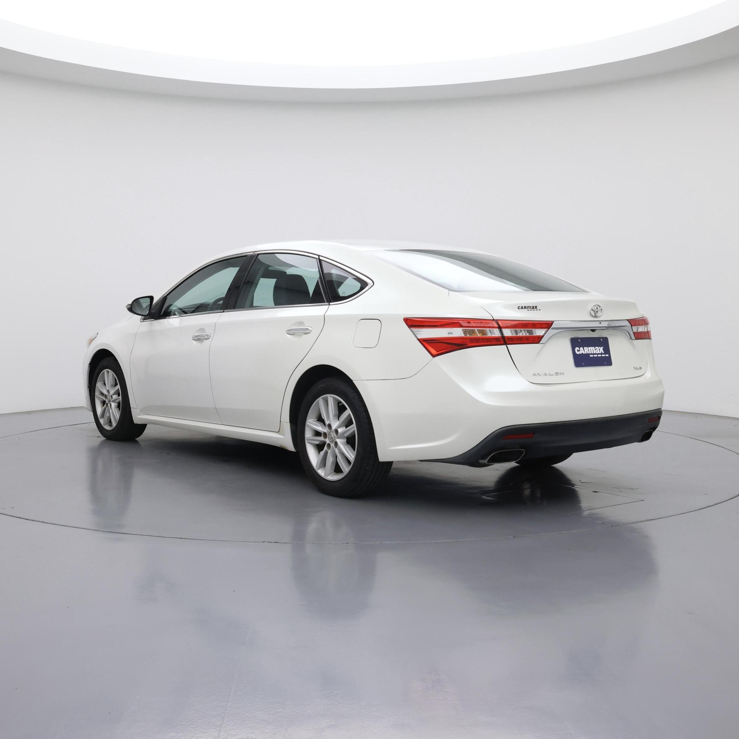 Thumbnail: 2014 Toyota Avalon - 2