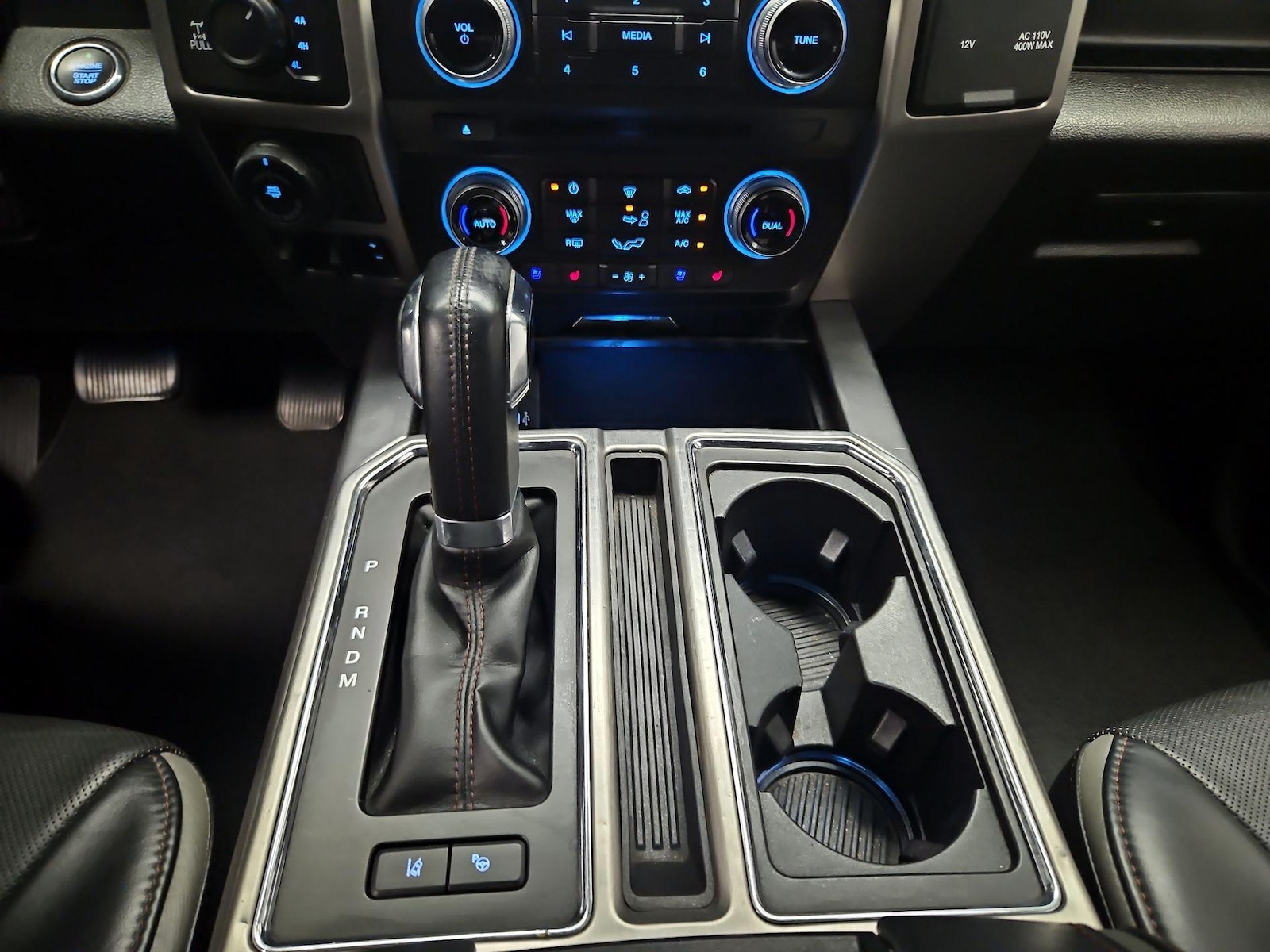 2018 Ford F-150 Platinum - Photo 18