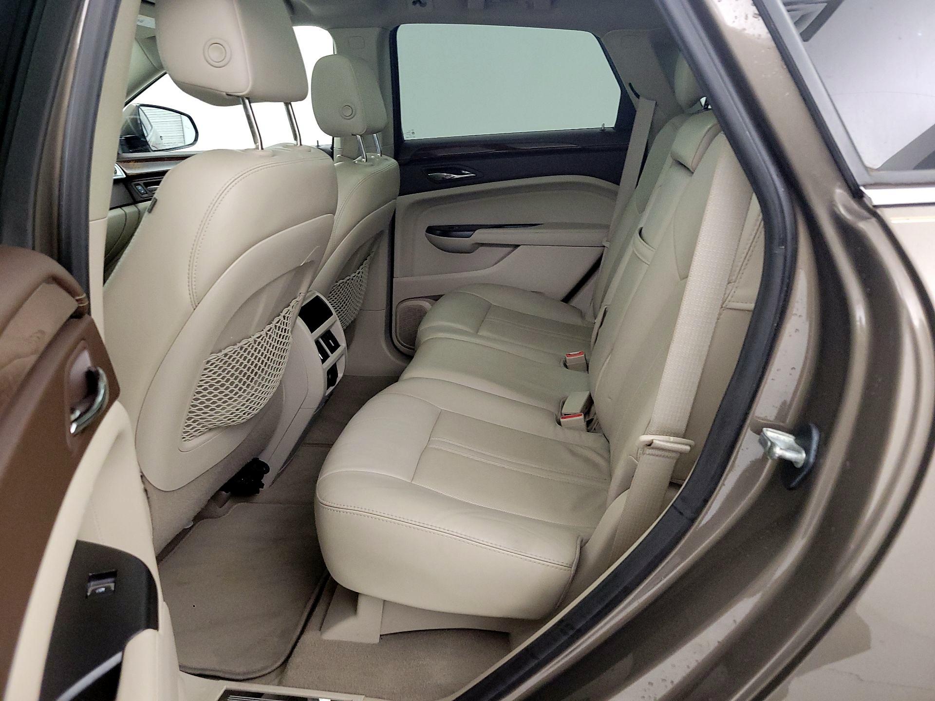Thumbnail: 2016 Cadillac SRX - 20