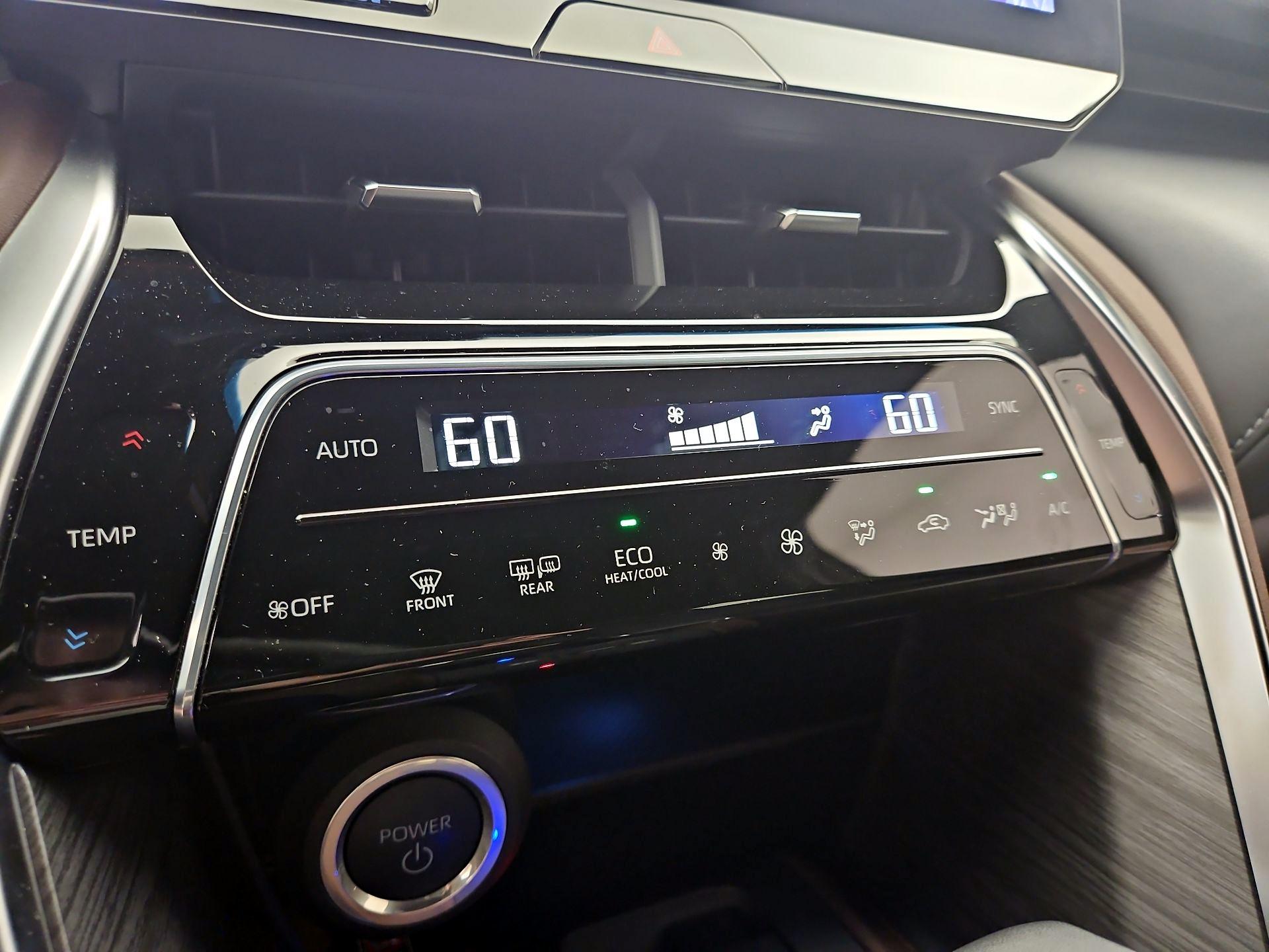 Thumbnail: 2024 Toyota Venza - 17