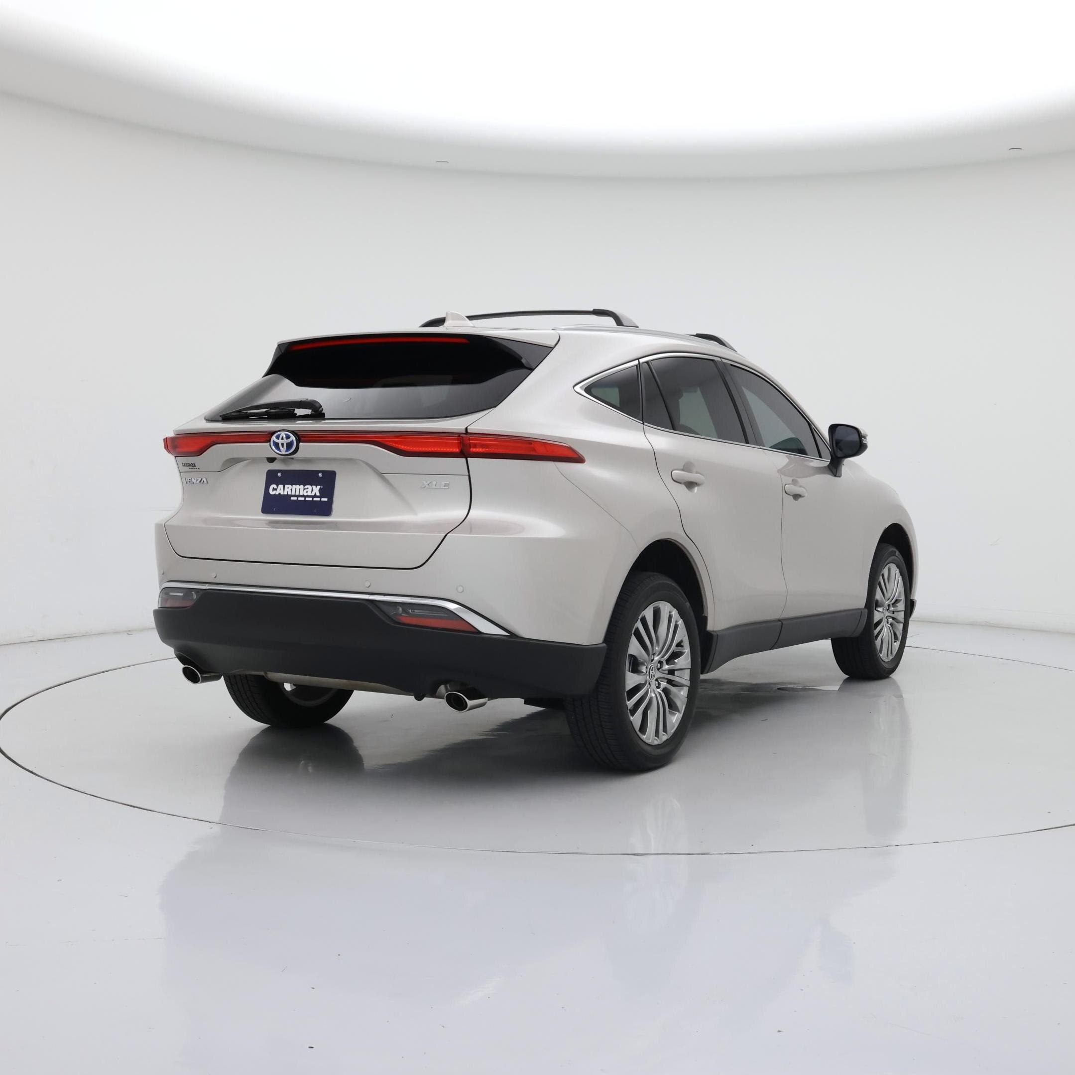 Thumbnail: 2024 Toyota Venza - 8