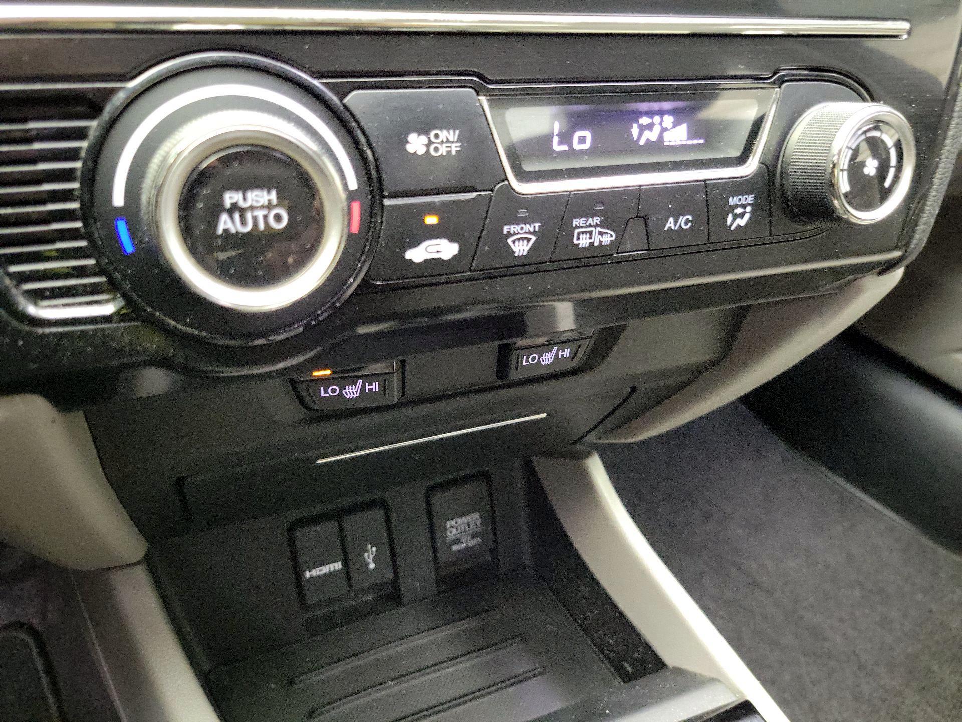 Thumbnail: 2014 Honda Civic - 17