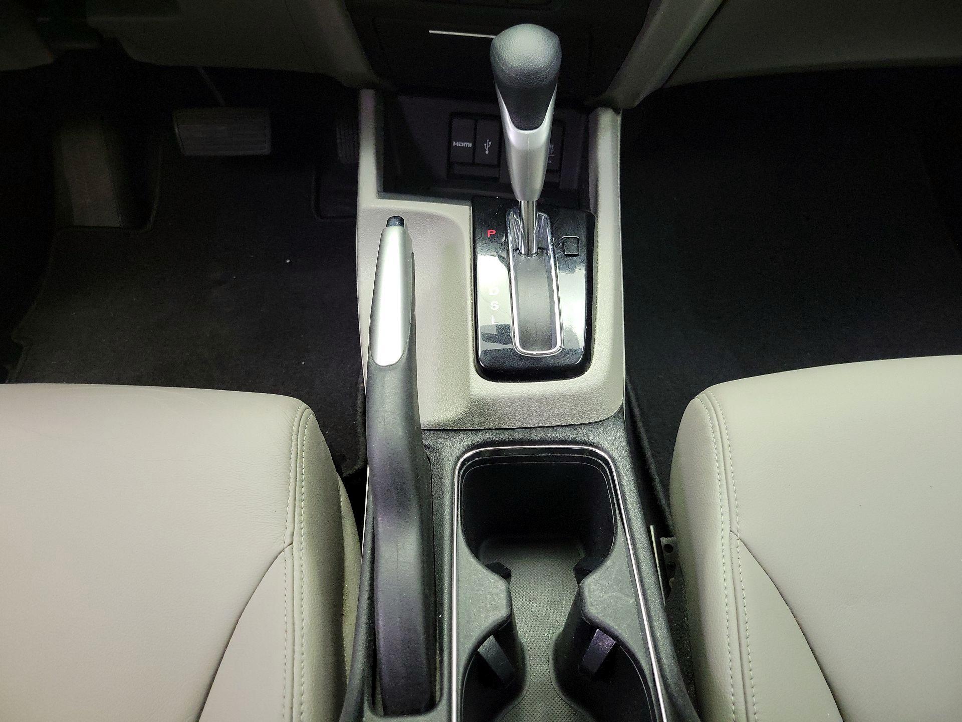 Thumbnail: 2014 Honda Civic - 18