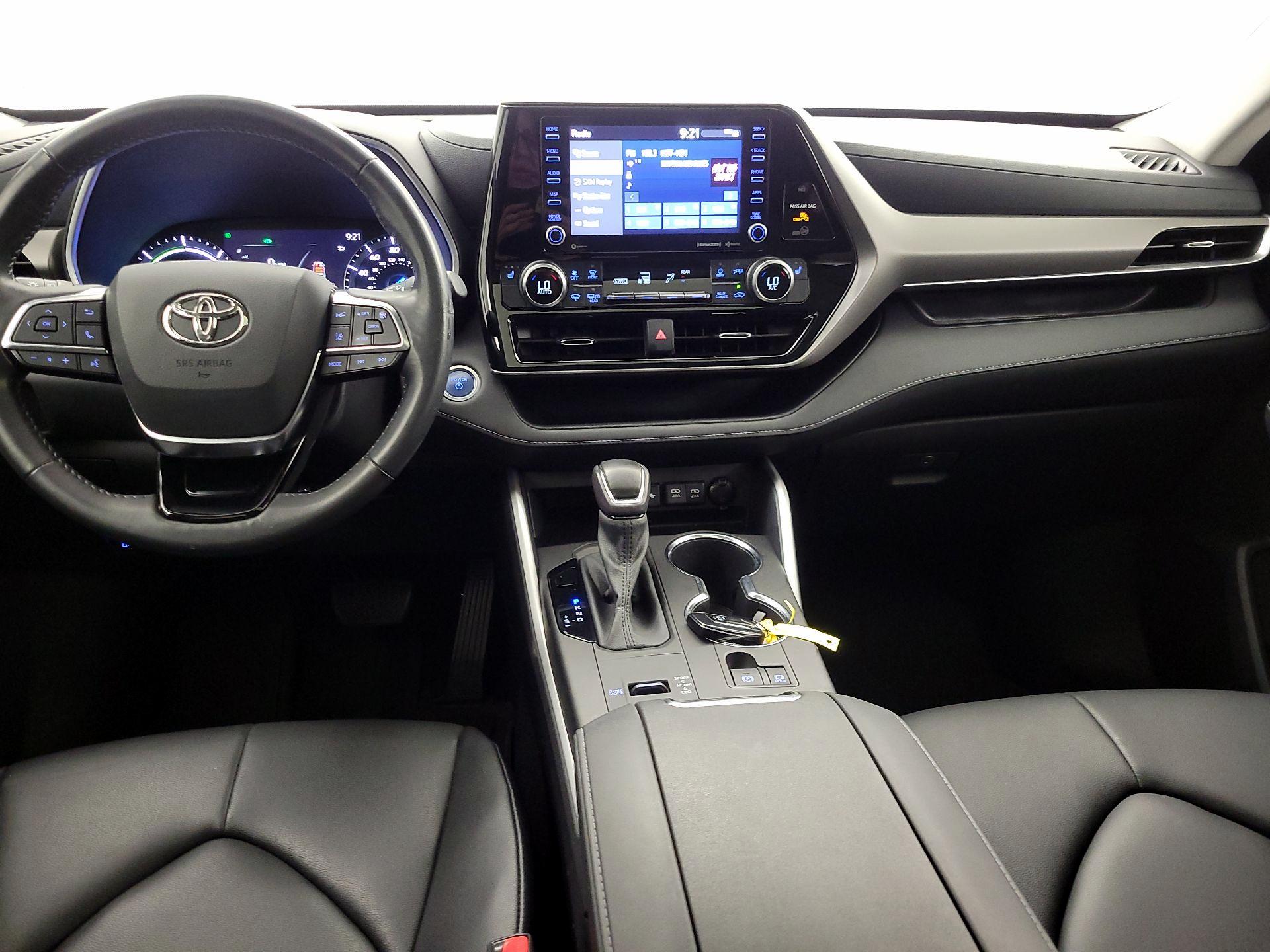 Thumbnail: 2020 Toyota Highlander - 9