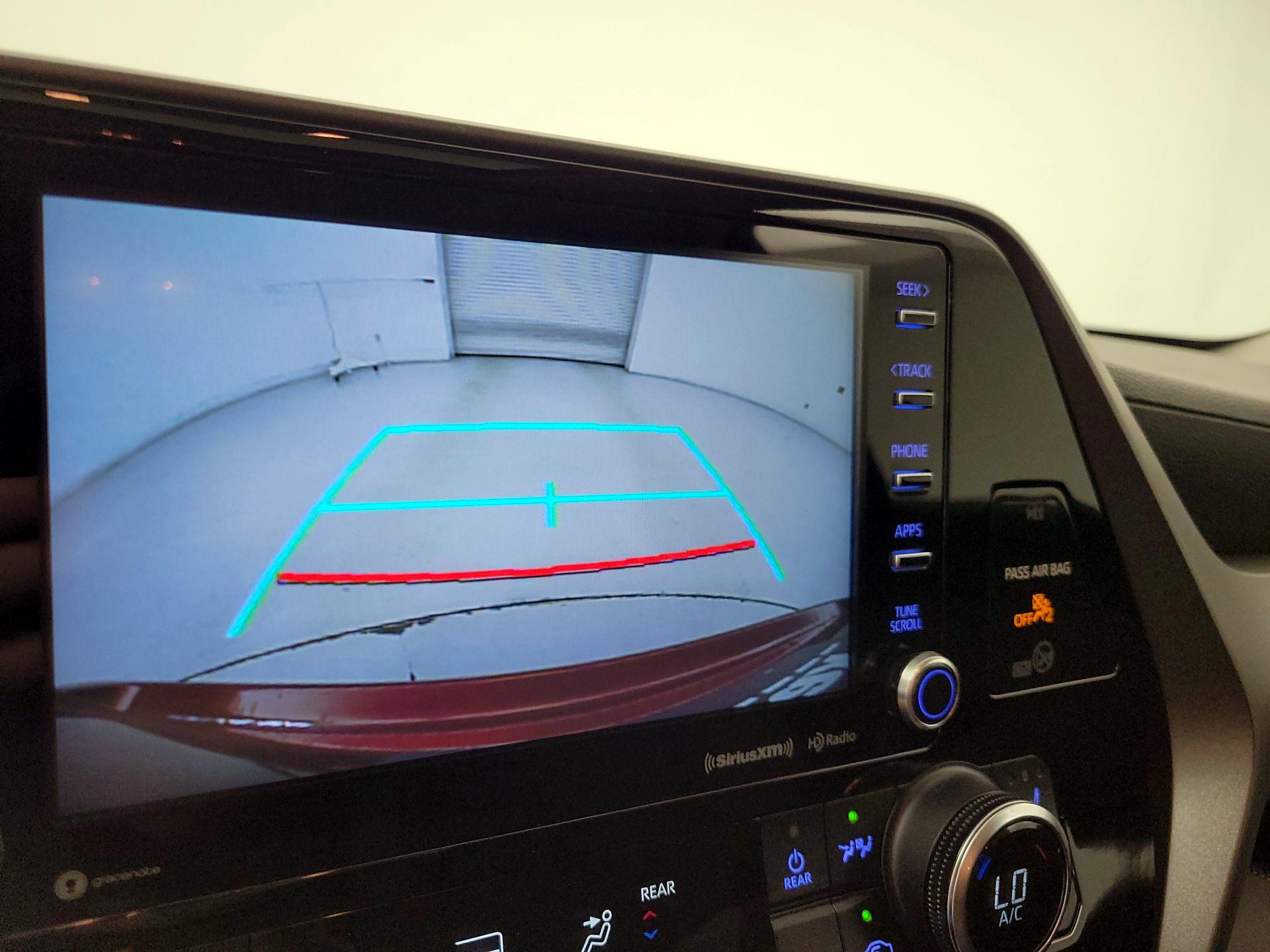 Thumbnail: 2020 Toyota Highlander - 14