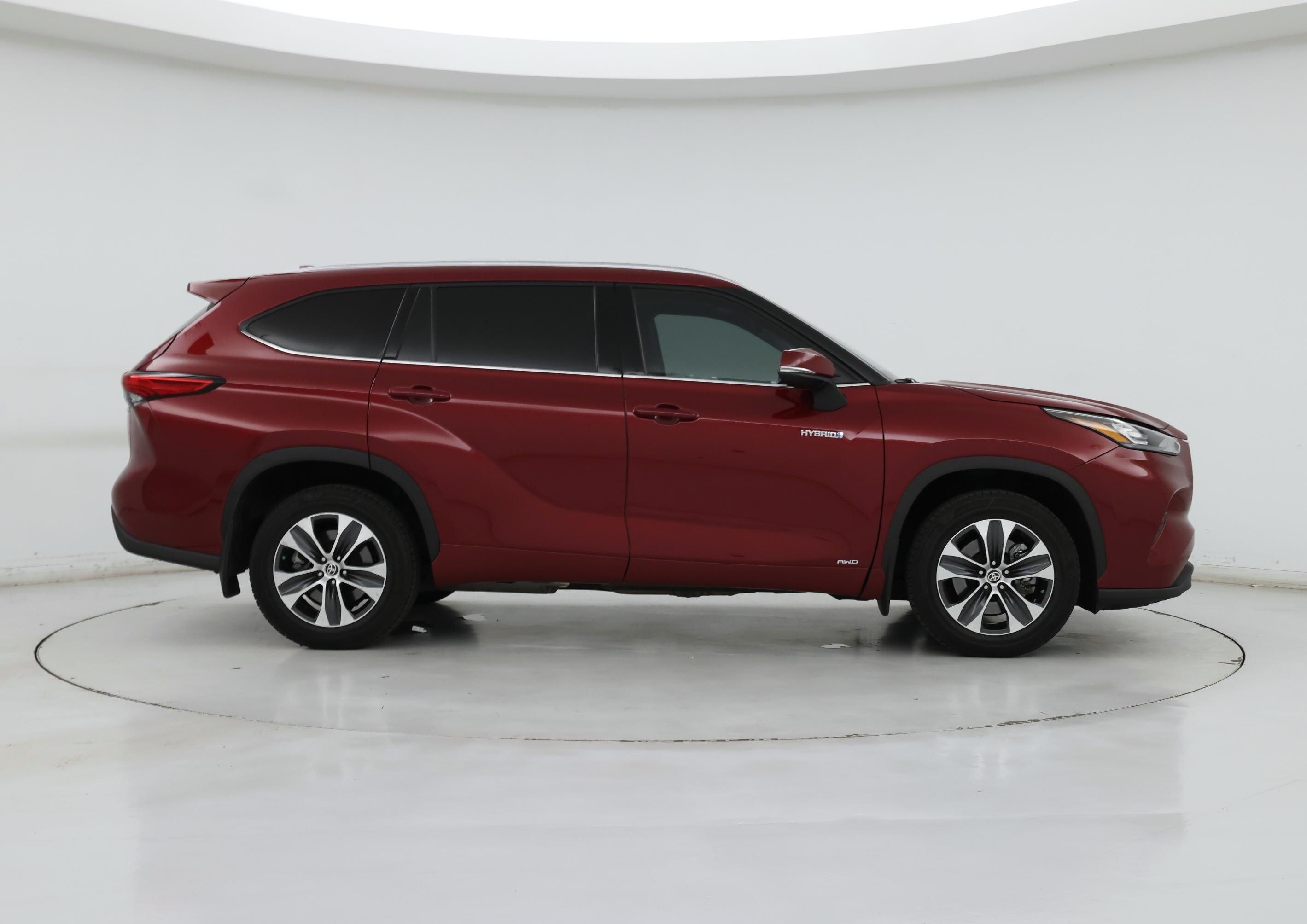 Thumbnail: 2020 Toyota Highlander - 7