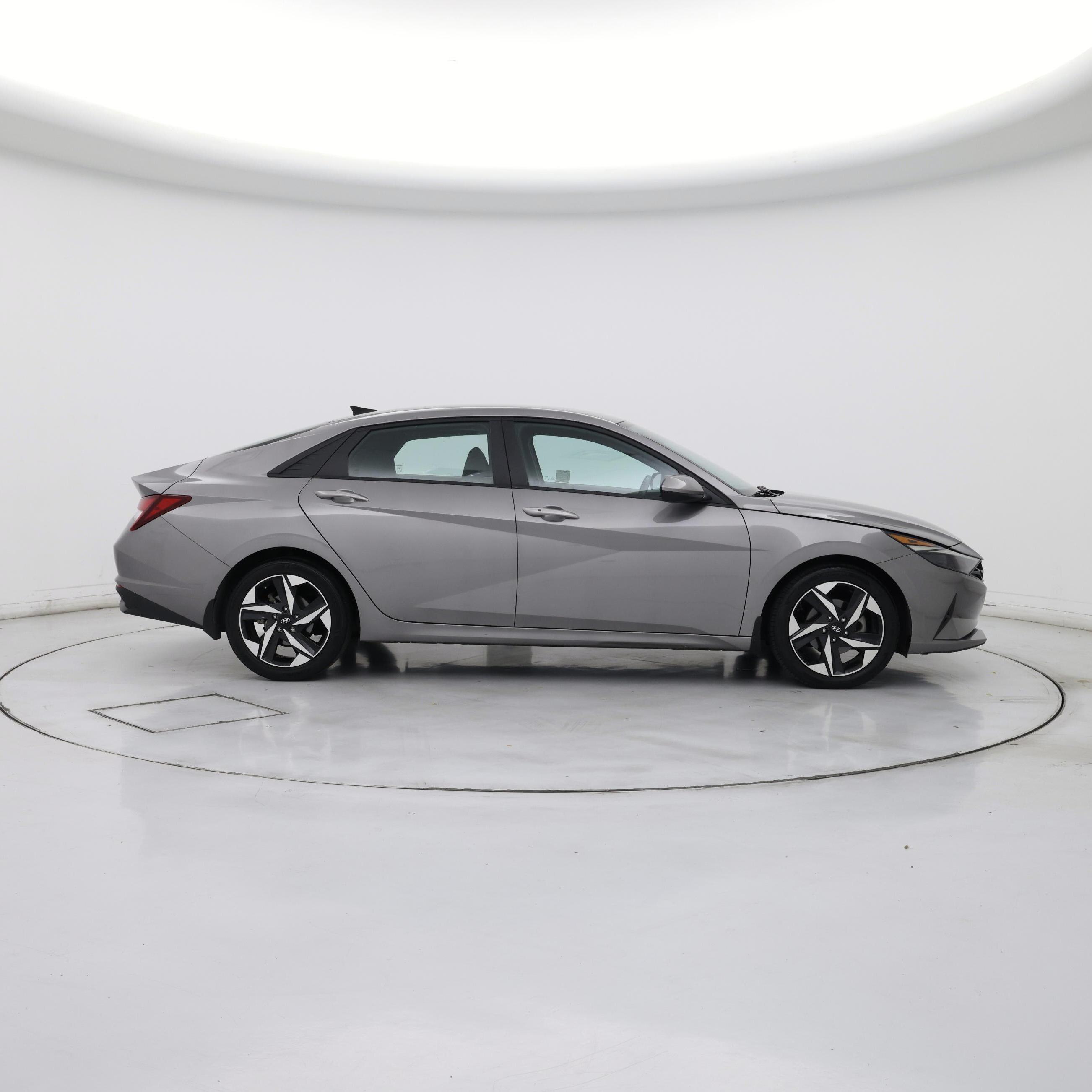 Thumbnail: 2023 Hyundai Elantra - 7