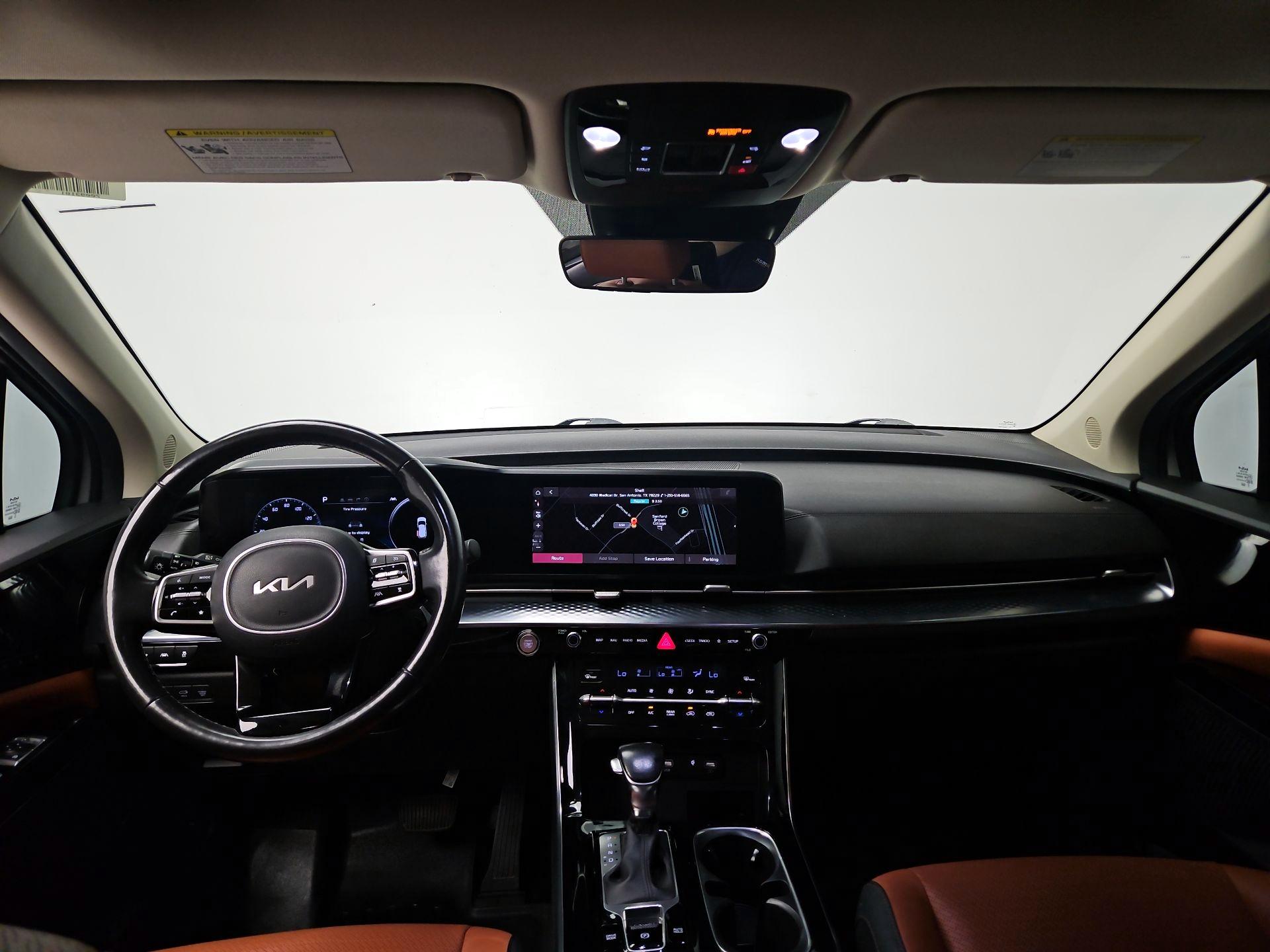 Thumbnail: 2023 Kia Carnival - 9