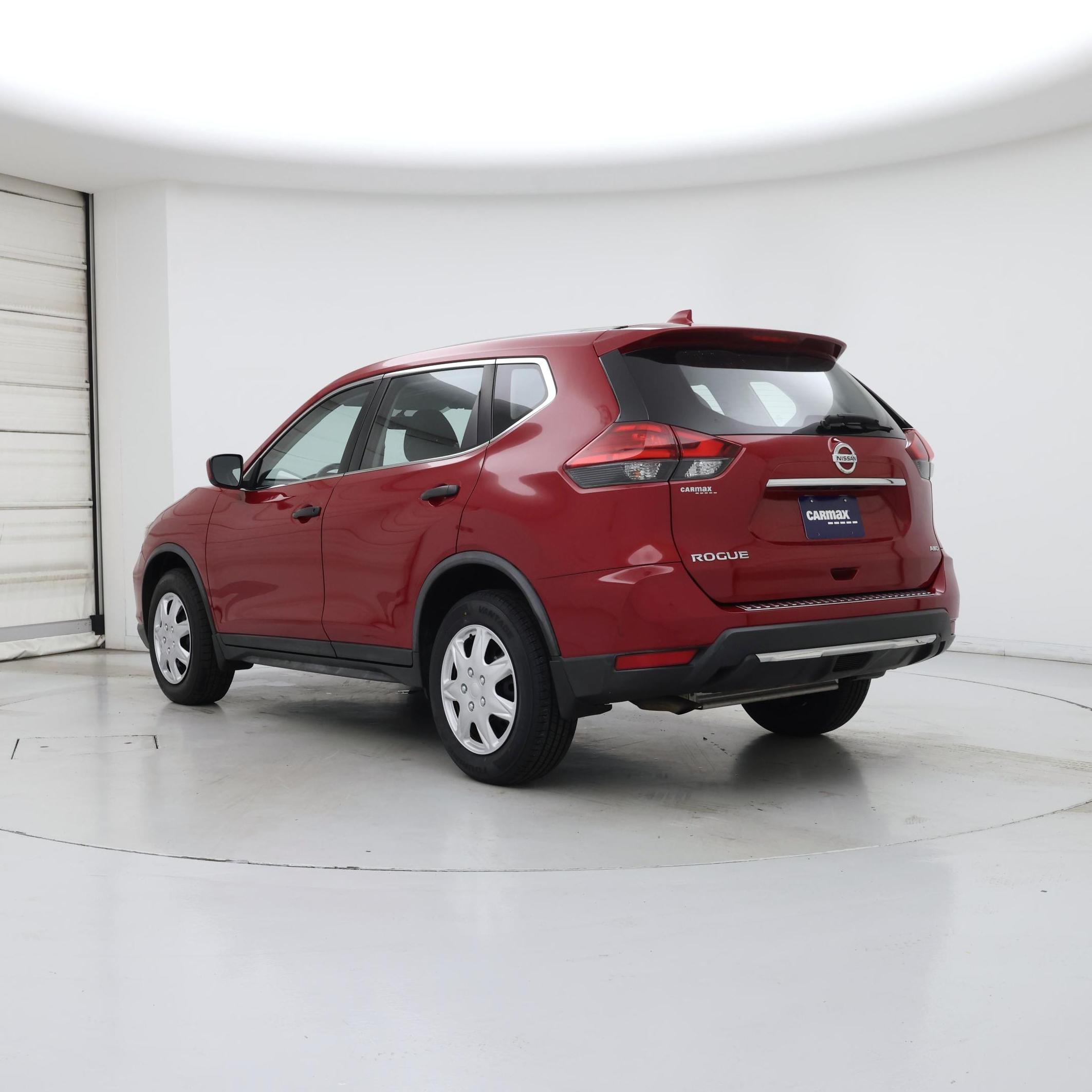 Thumbnail: 2017 Nissan Rogue - 2