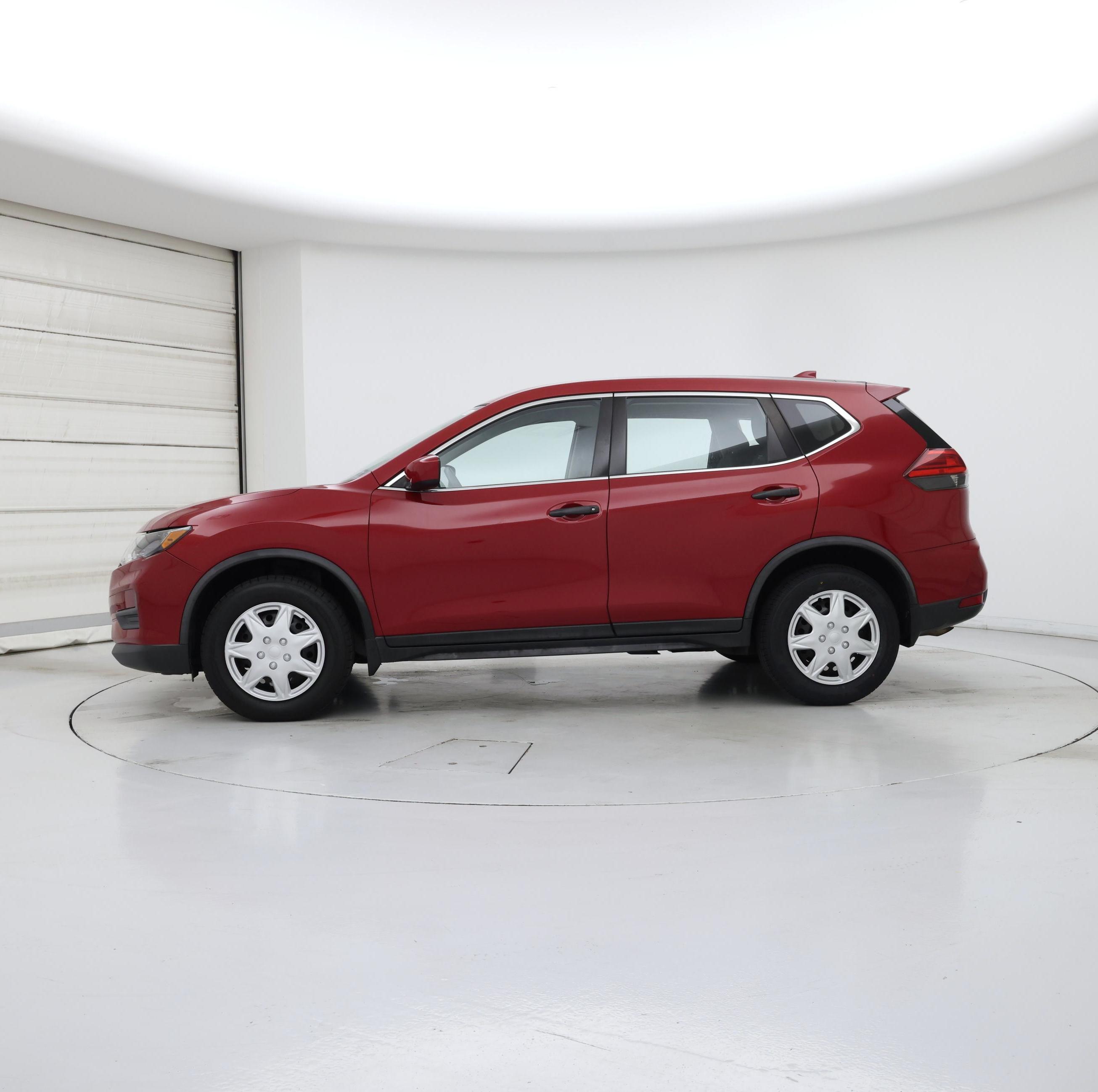 Thumbnail: 2017 Nissan Rogue - 3