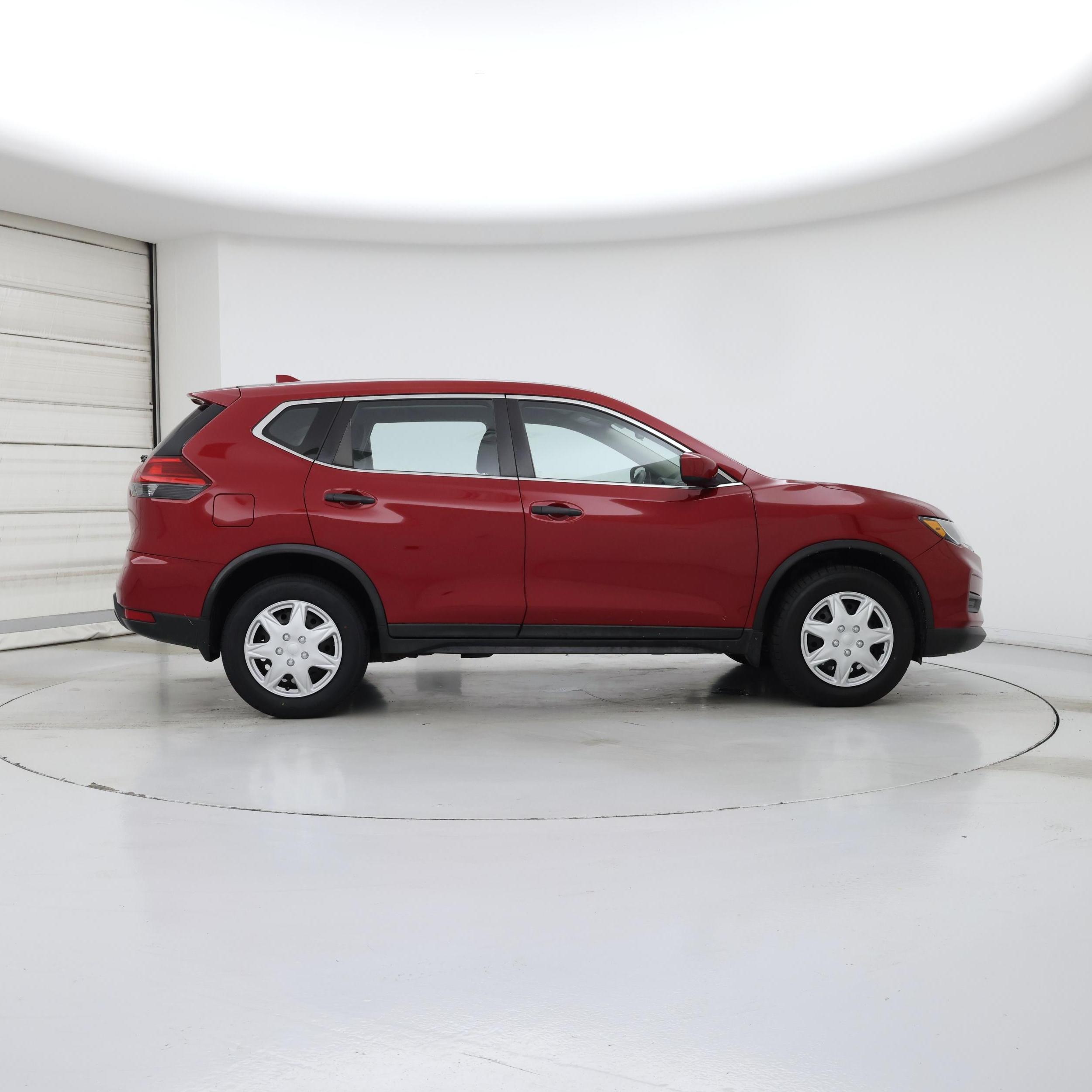 Thumbnail: 2017 Nissan Rogue - 7