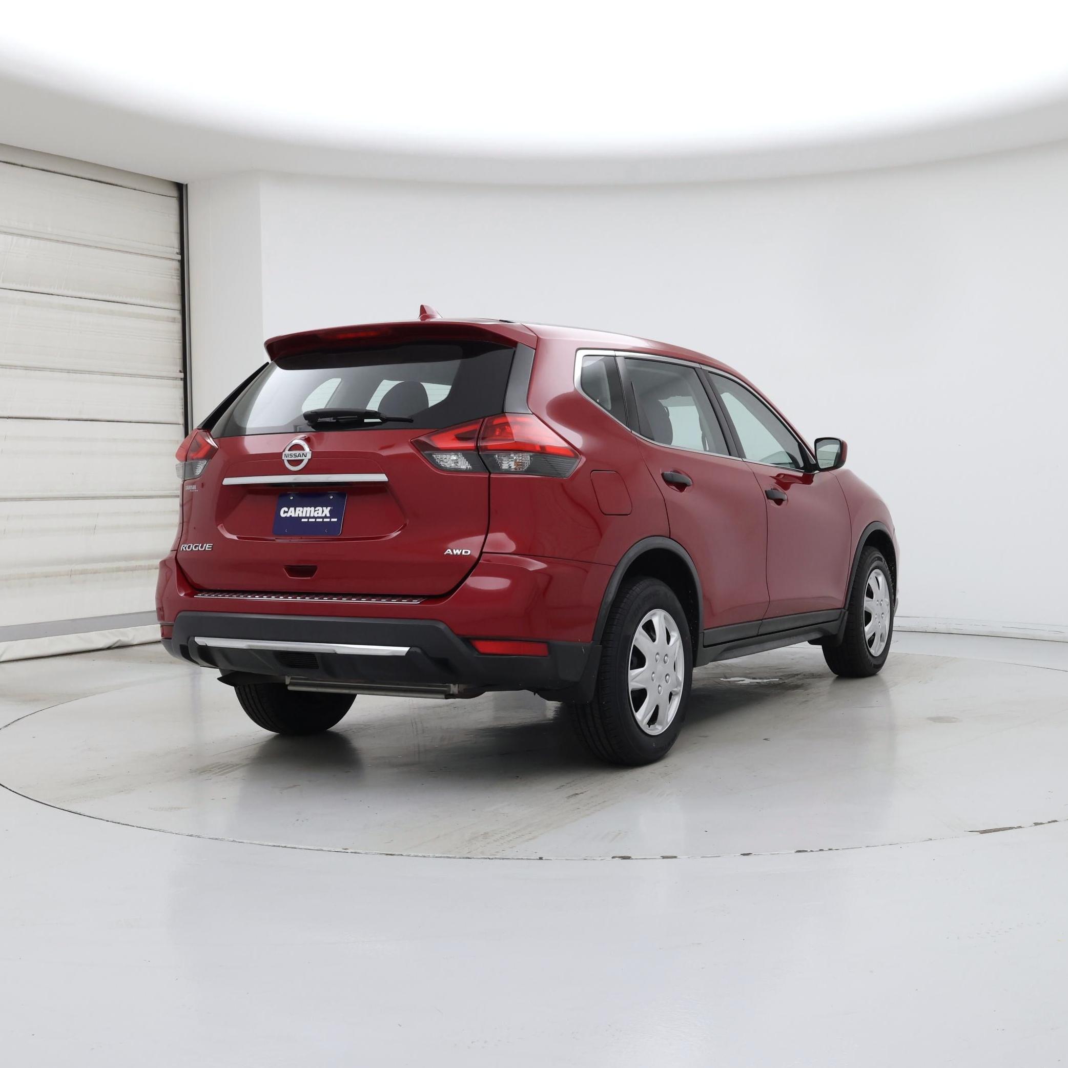 Thumbnail: 2017 Nissan Rogue - 8
