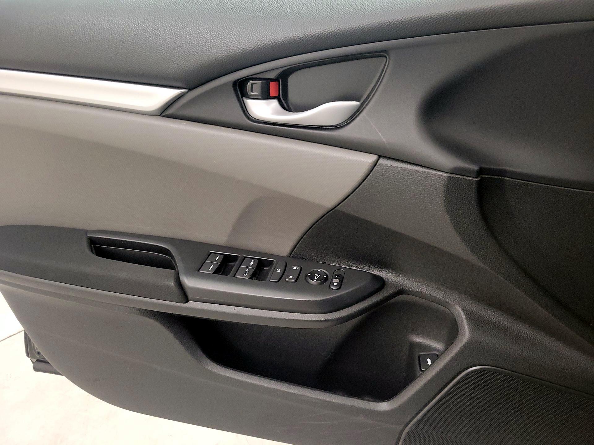 Thumbnail: 2019 Honda Civic - 12