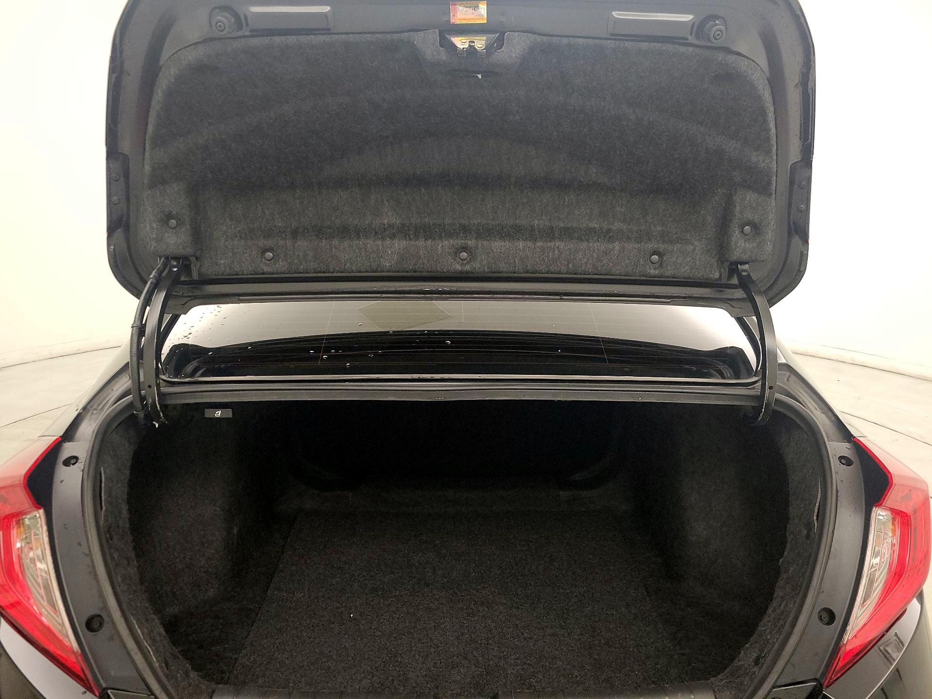 Thumbnail: 2019 Honda Civic - 19