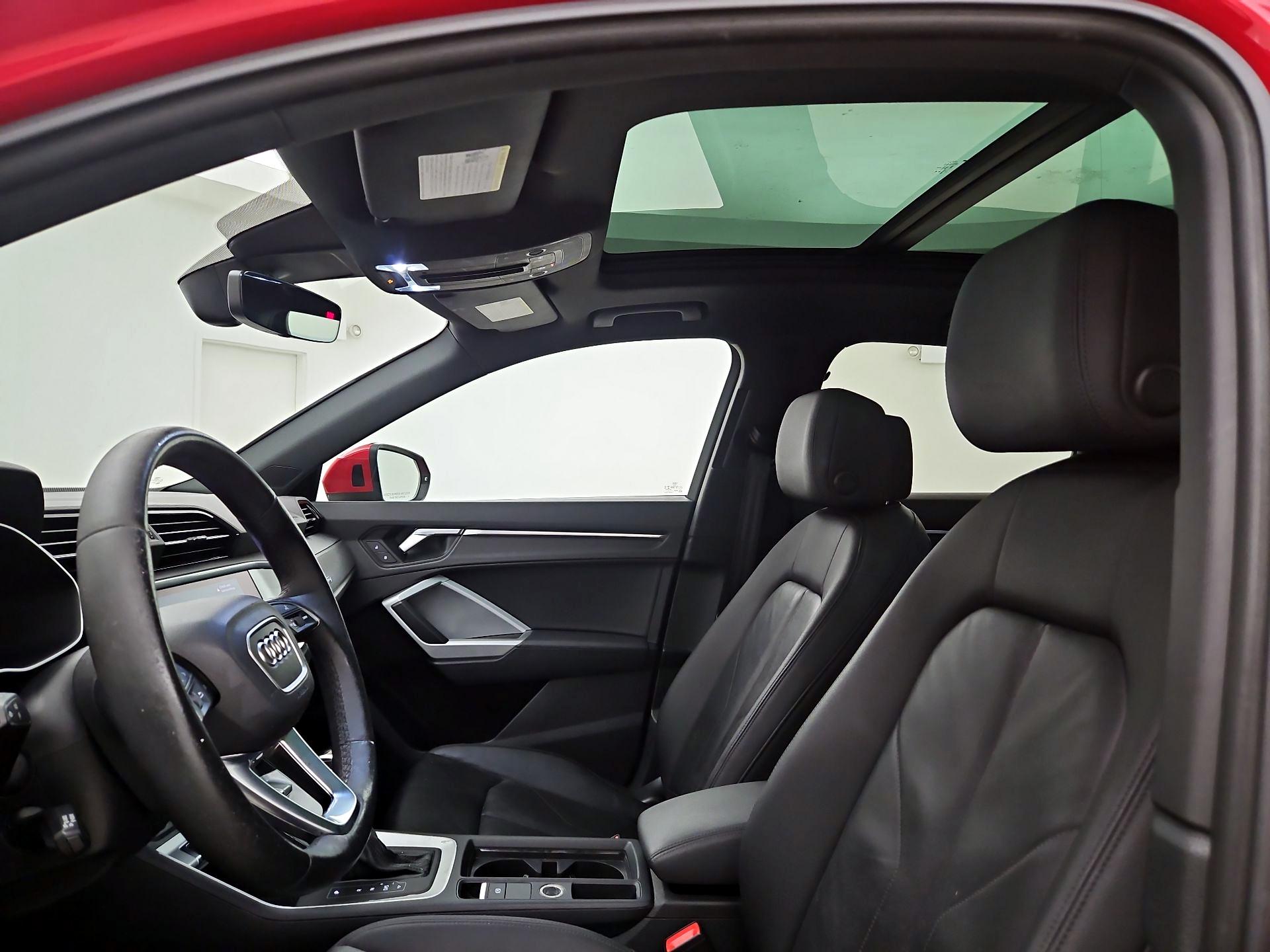 Thumbnail: 2021 Audi Q3 - 19