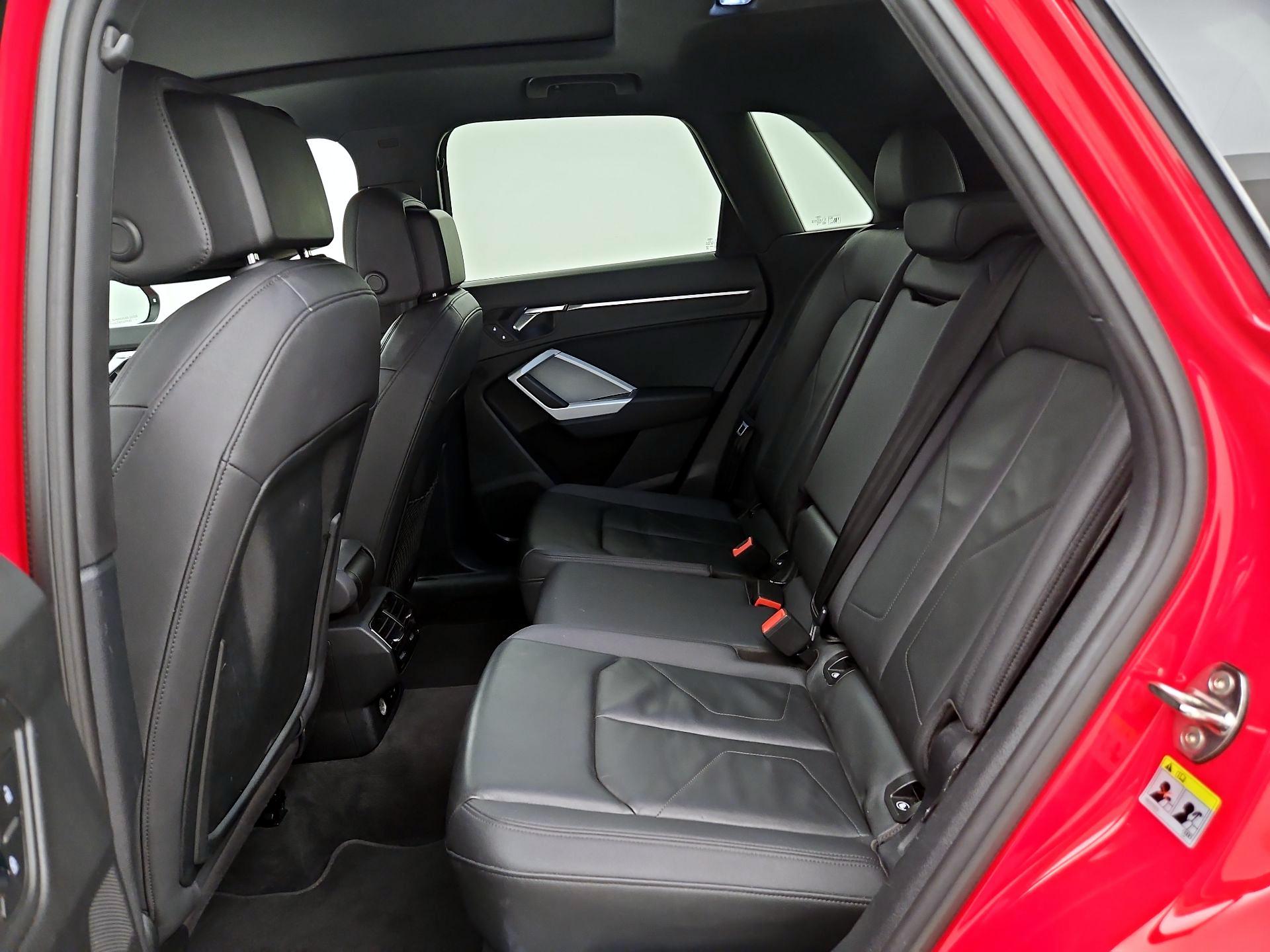 Thumbnail: 2021 Audi Q3 - 20