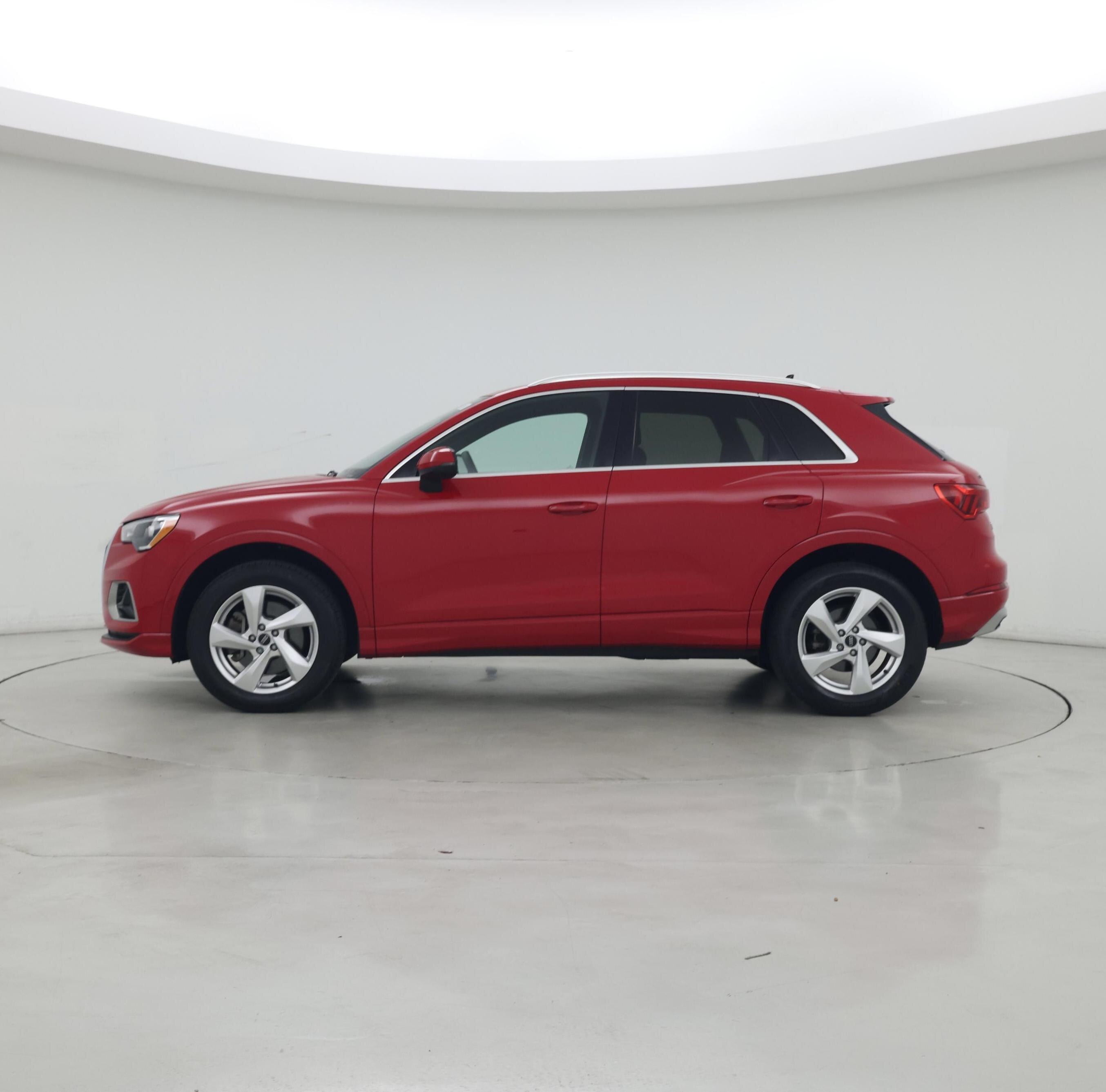 Thumbnail: 2021 Audi Q3 - 3