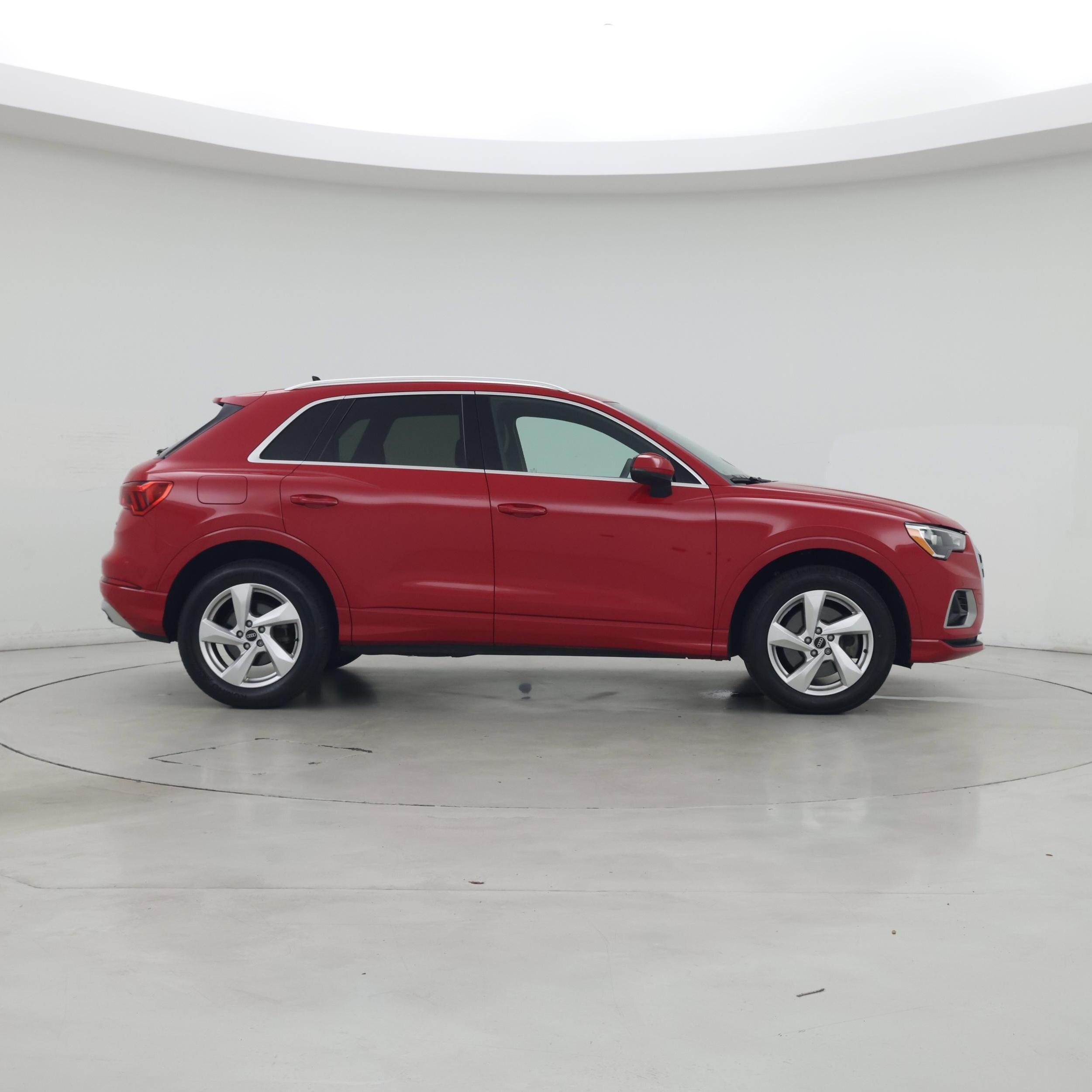 Thumbnail: 2021 Audi Q3 - 7