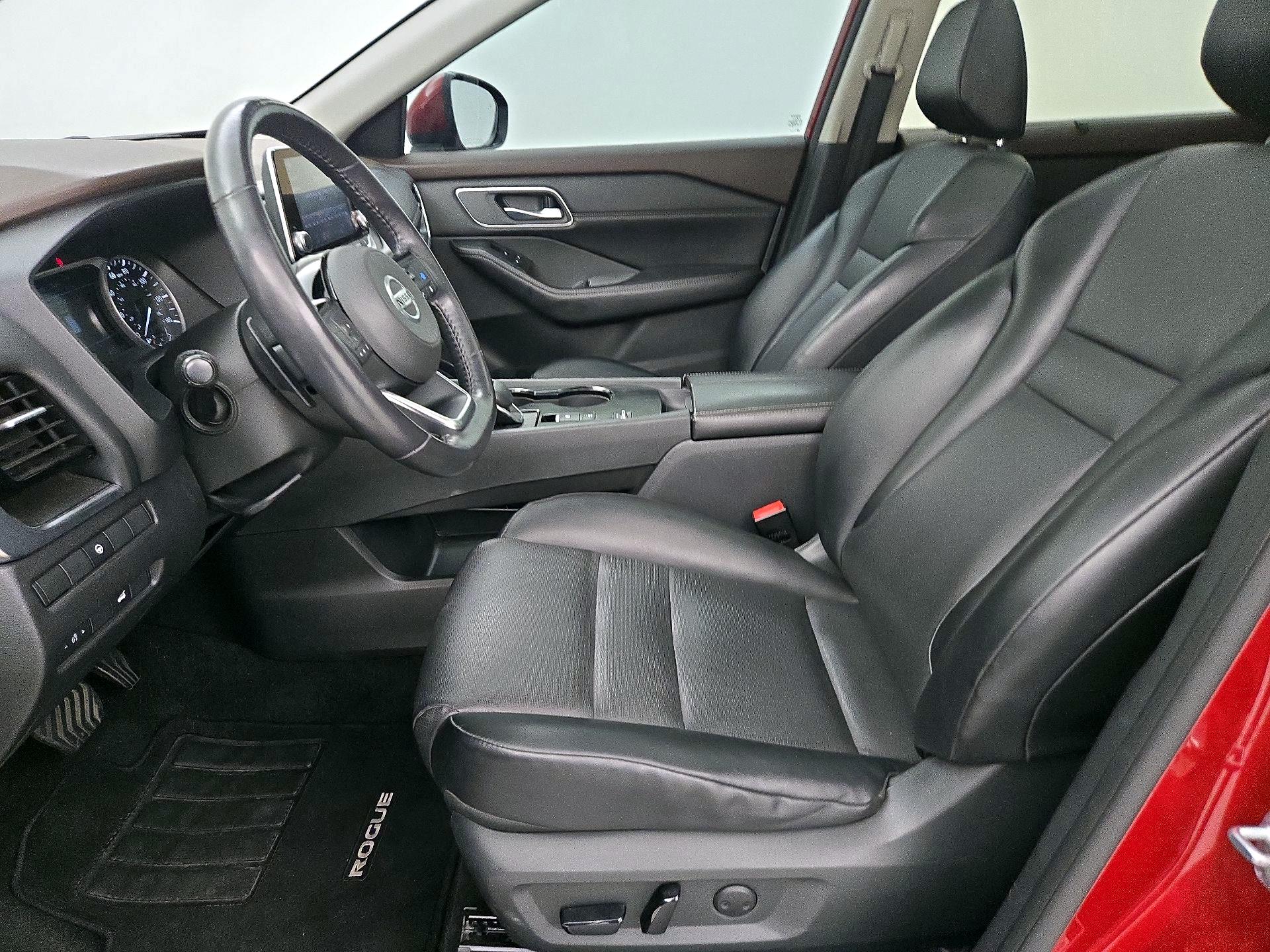 Thumbnail: 2021 Nissan Rogue - 11