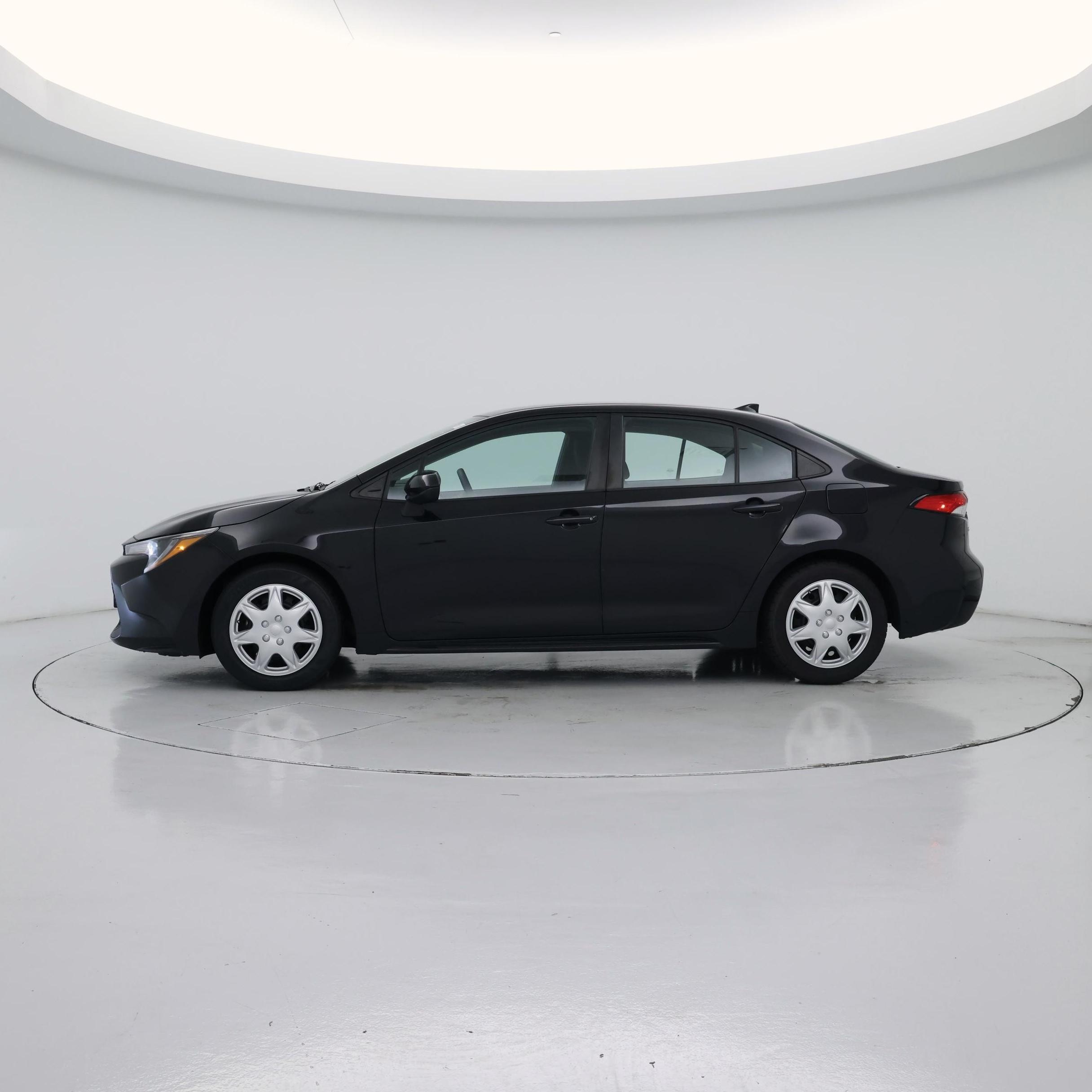 Thumbnail: 2021 Toyota Corolla - 3