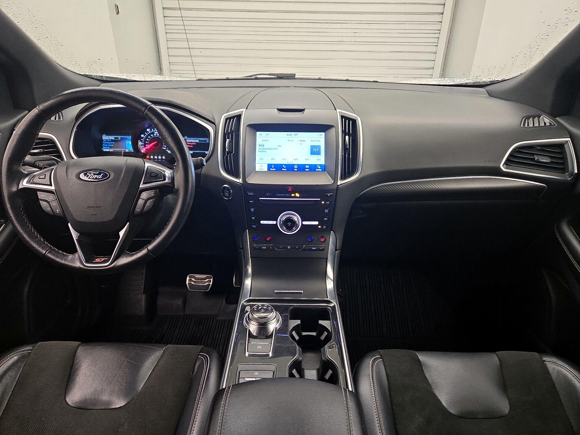 Thumbnail: 2019 Ford Edge - 9