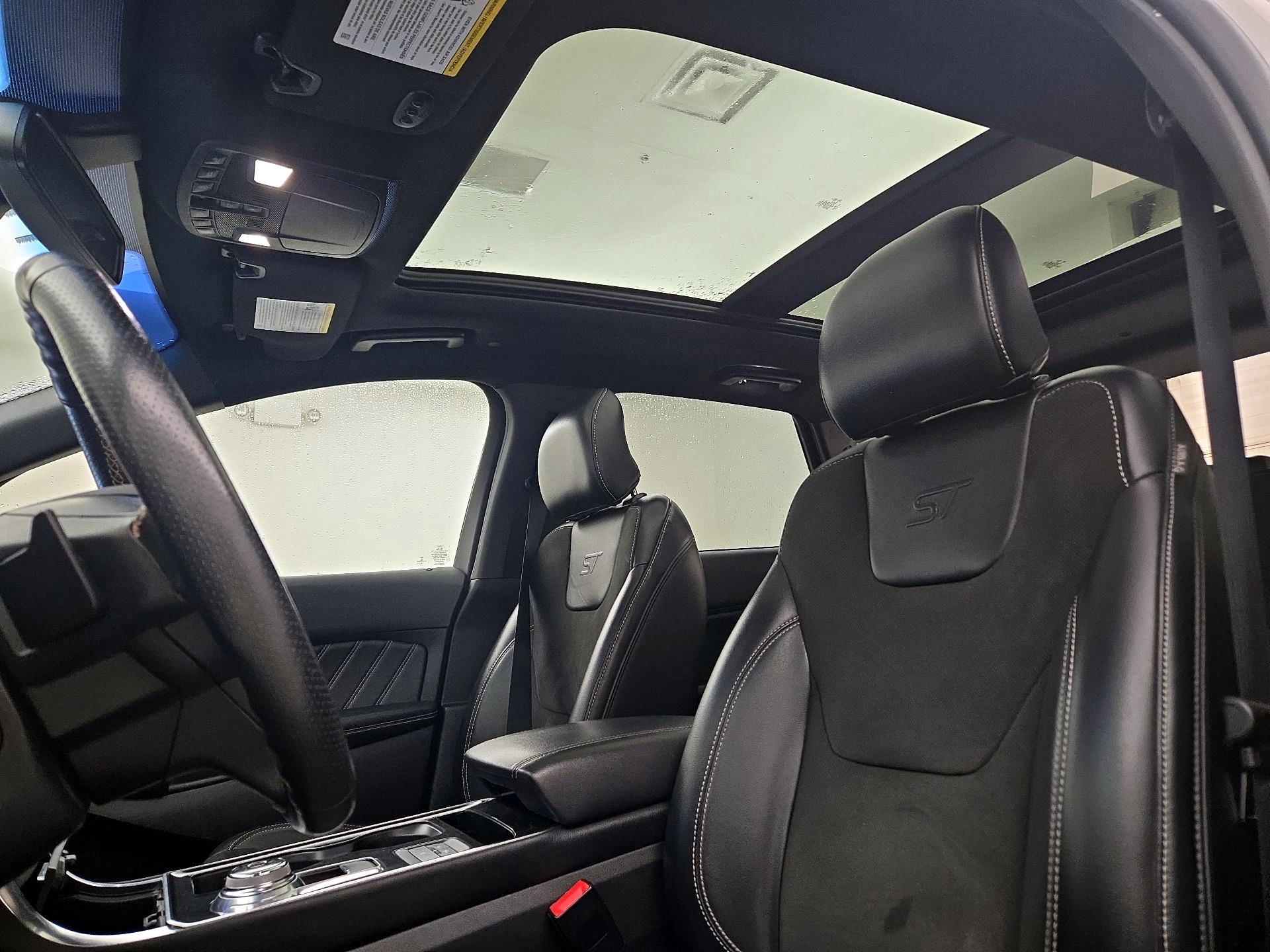 Thumbnail: 2019 Ford Edge - 20