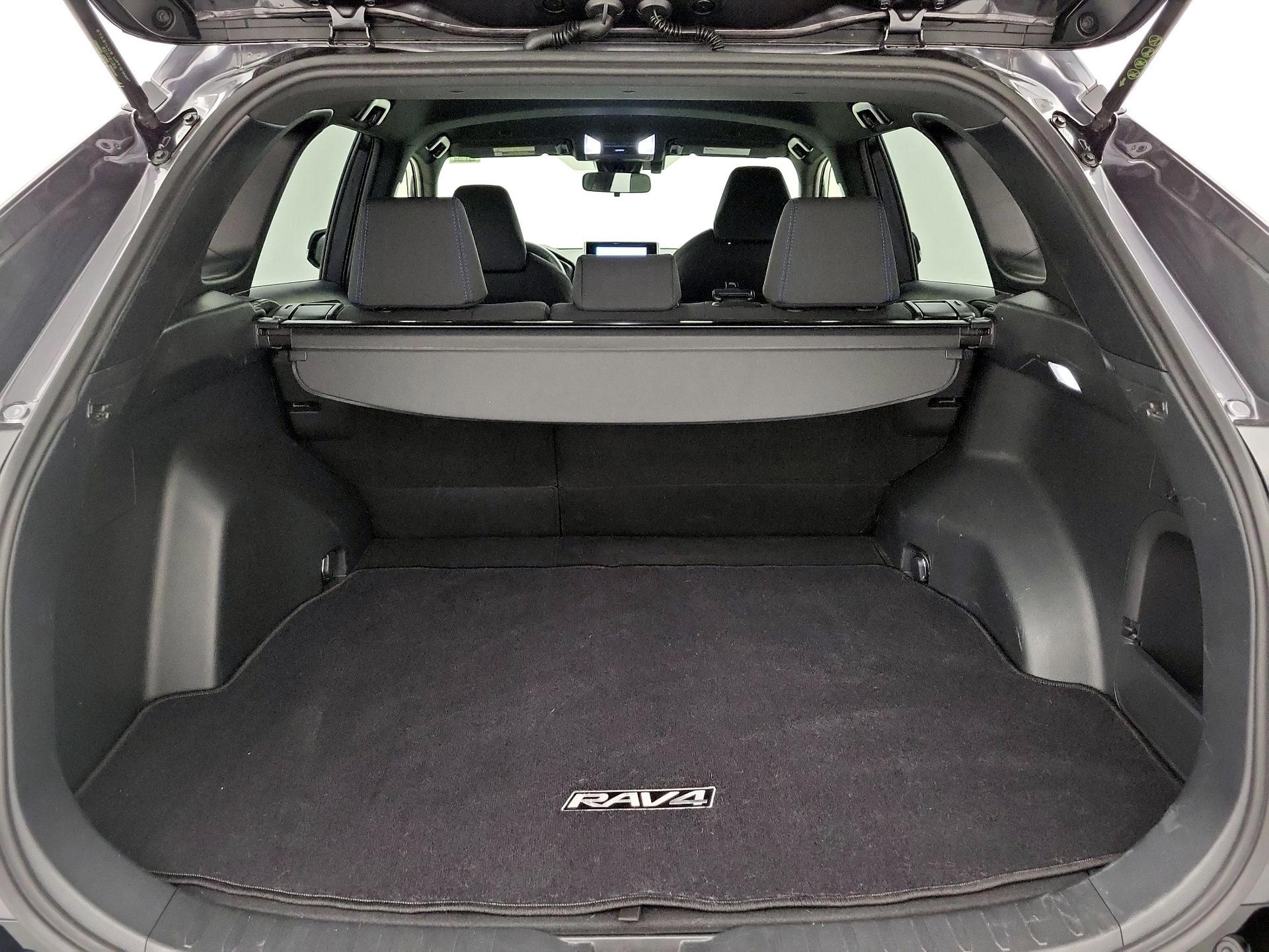 Thumbnail: 2024 Toyota RAV4 - 20