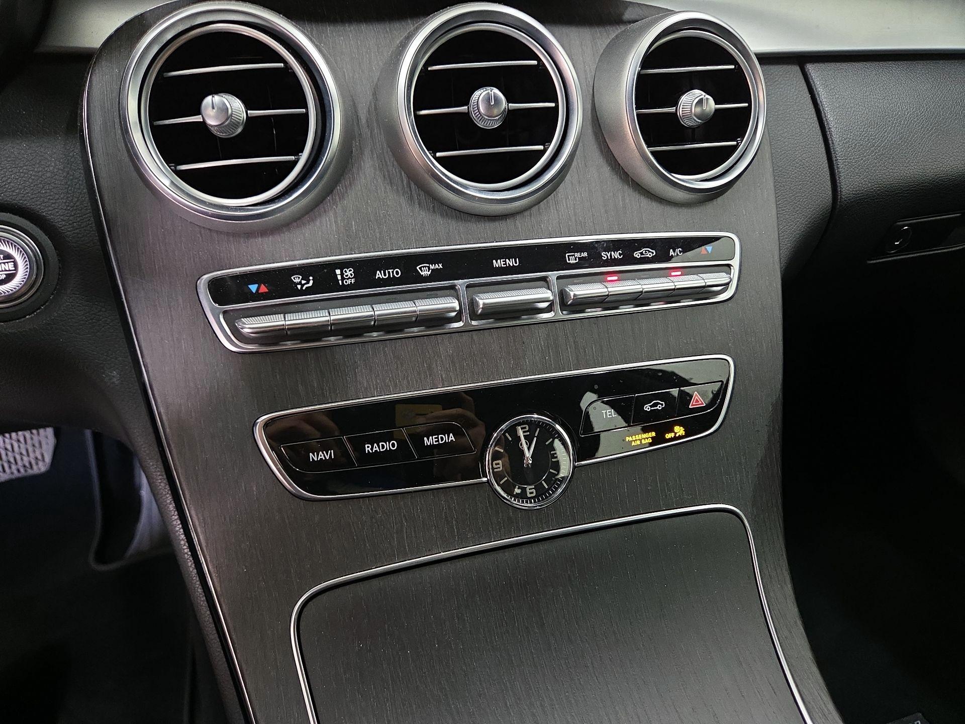 Thumbnail: 2019 Mercedes-Benz C-Class - 16