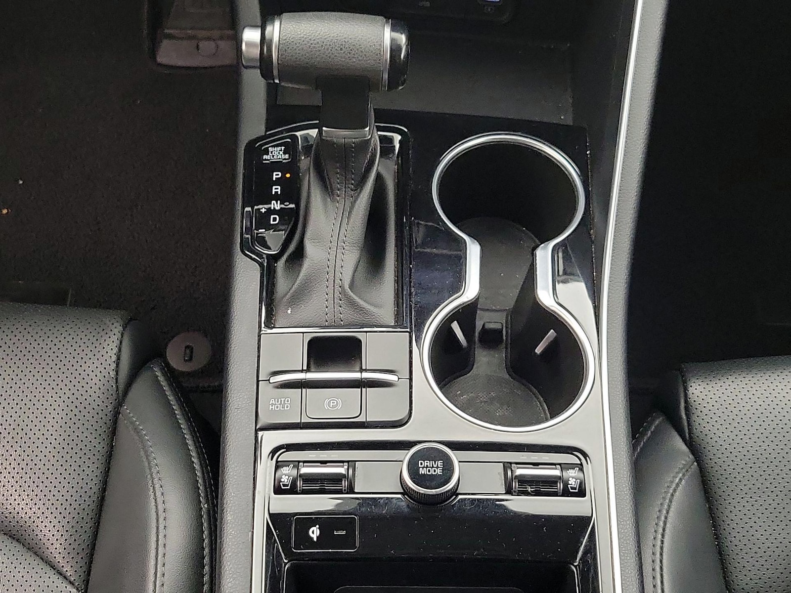 2024 Kia K5 EX - Photo 19