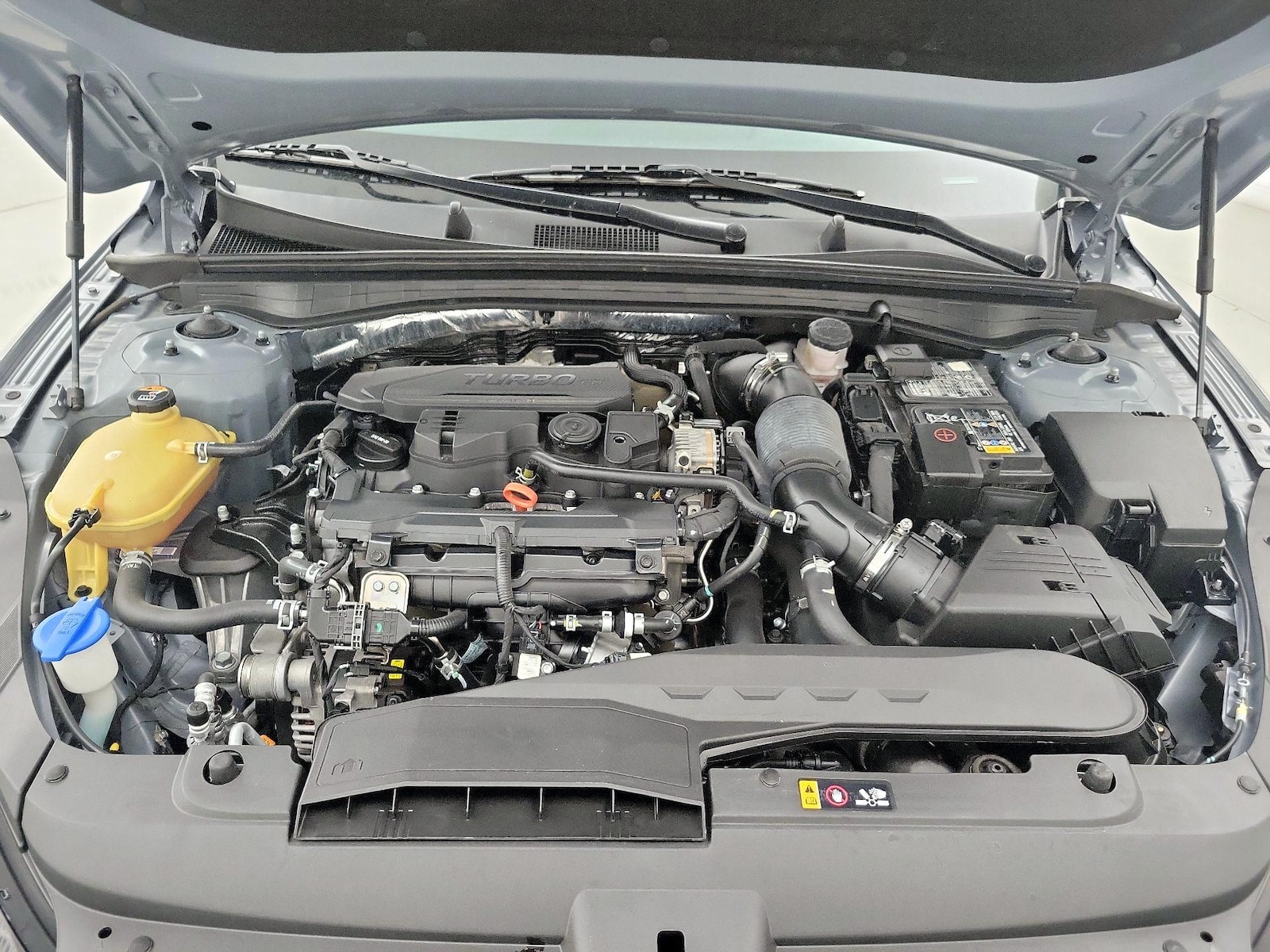 2024 Kia K5 EX - Photo 23