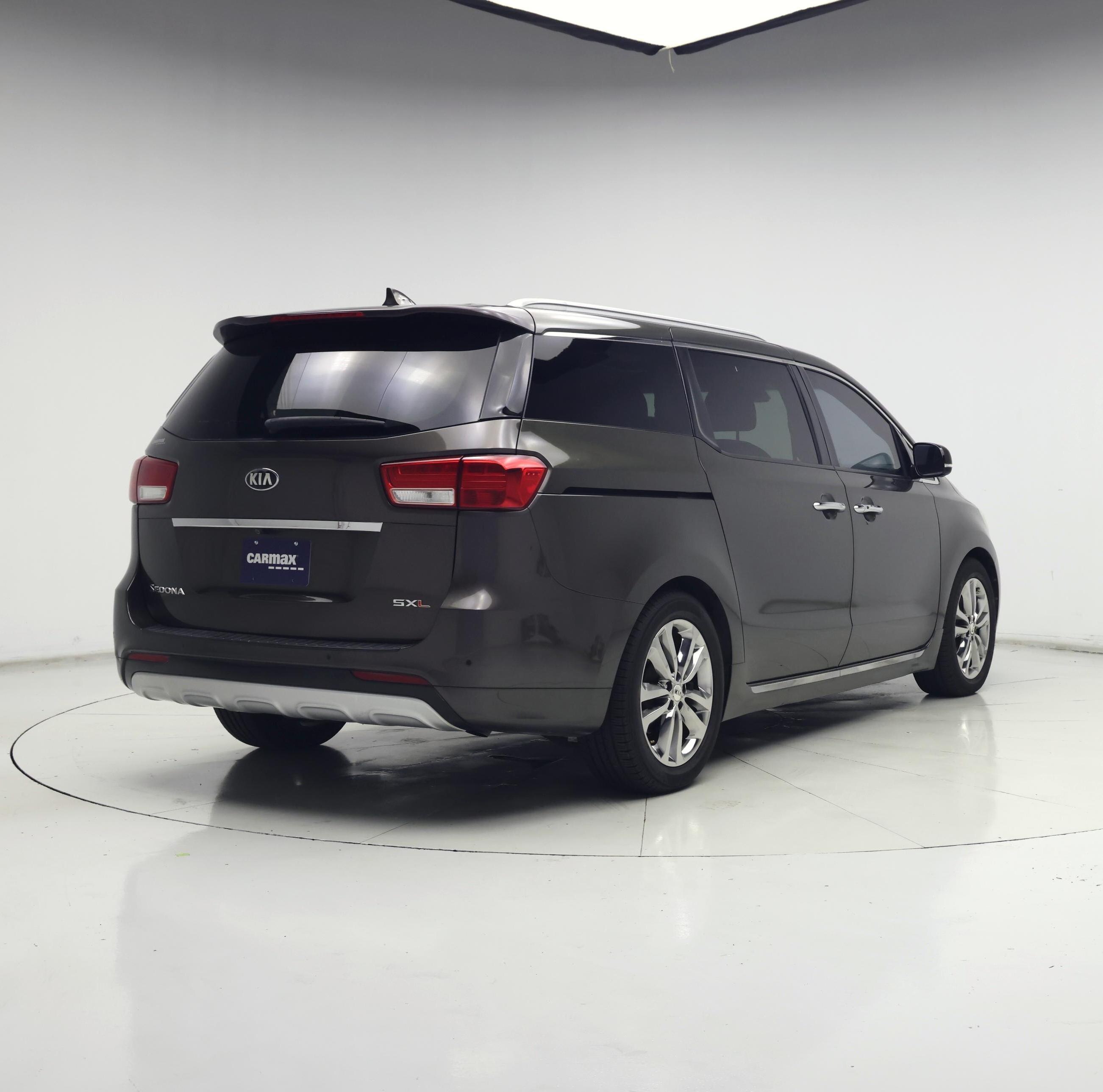 Thumbnail: 2016 Kia Sedona - 8